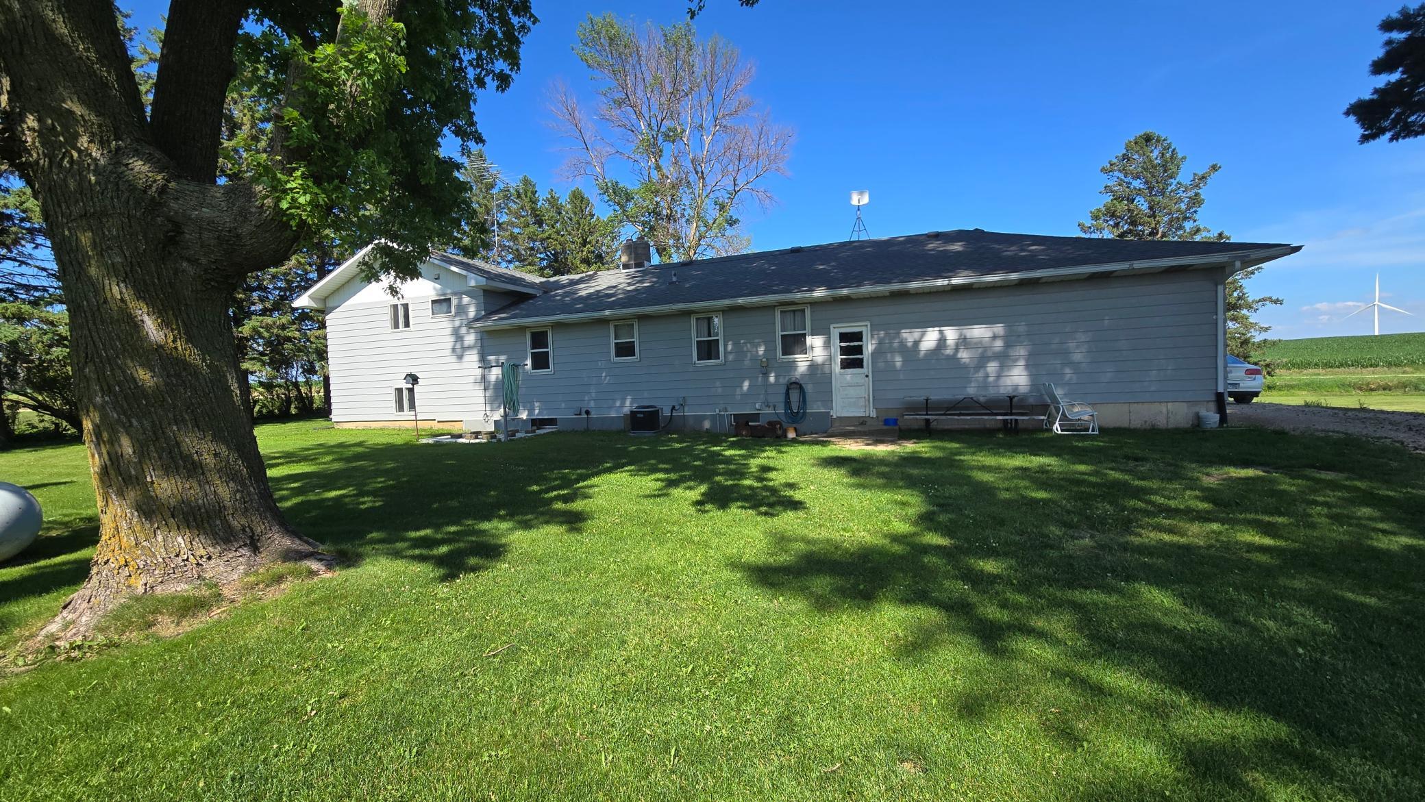14977 690th Avenue Property Photo 8