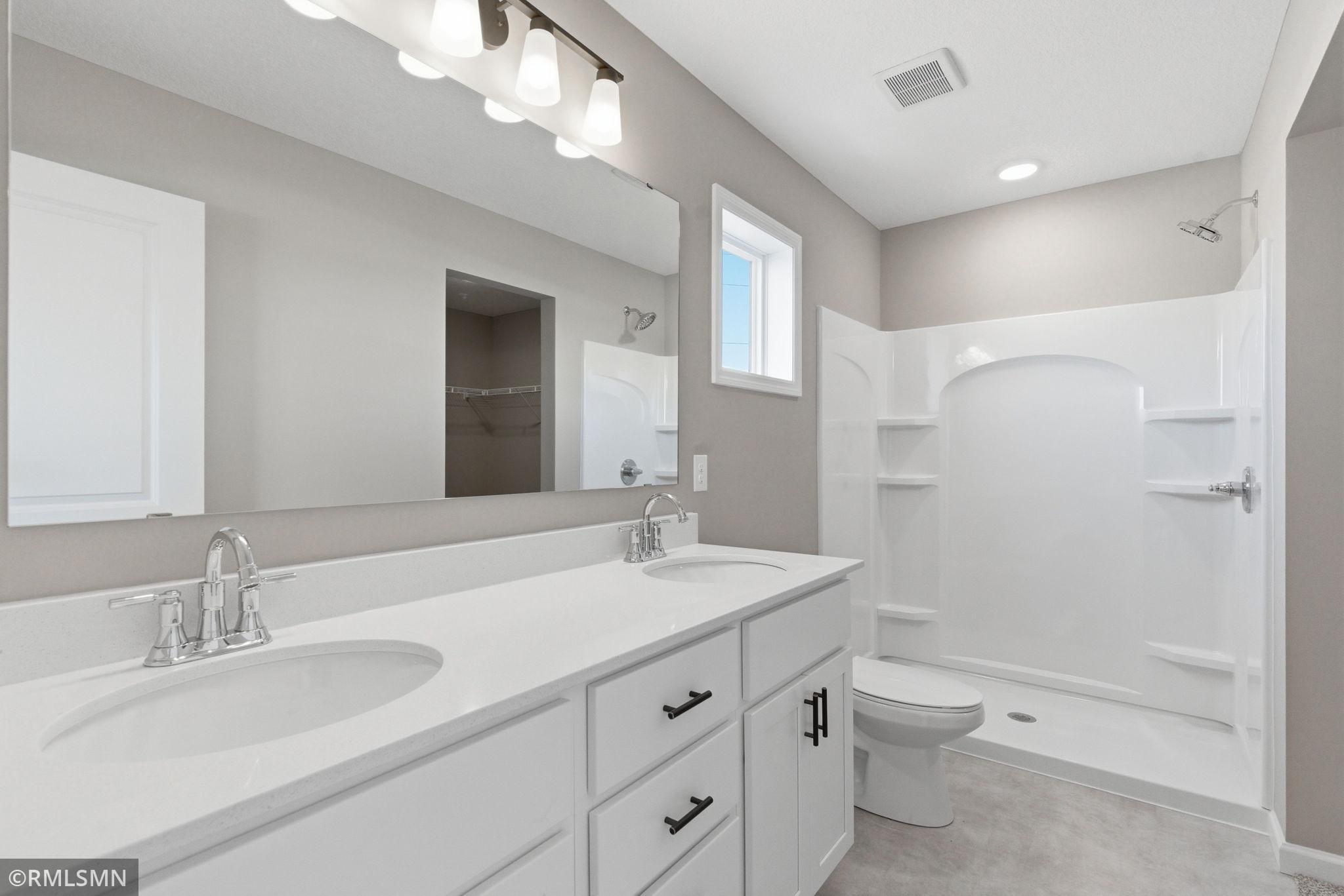 2627 Ivan Avenue Ne Property Photo 13