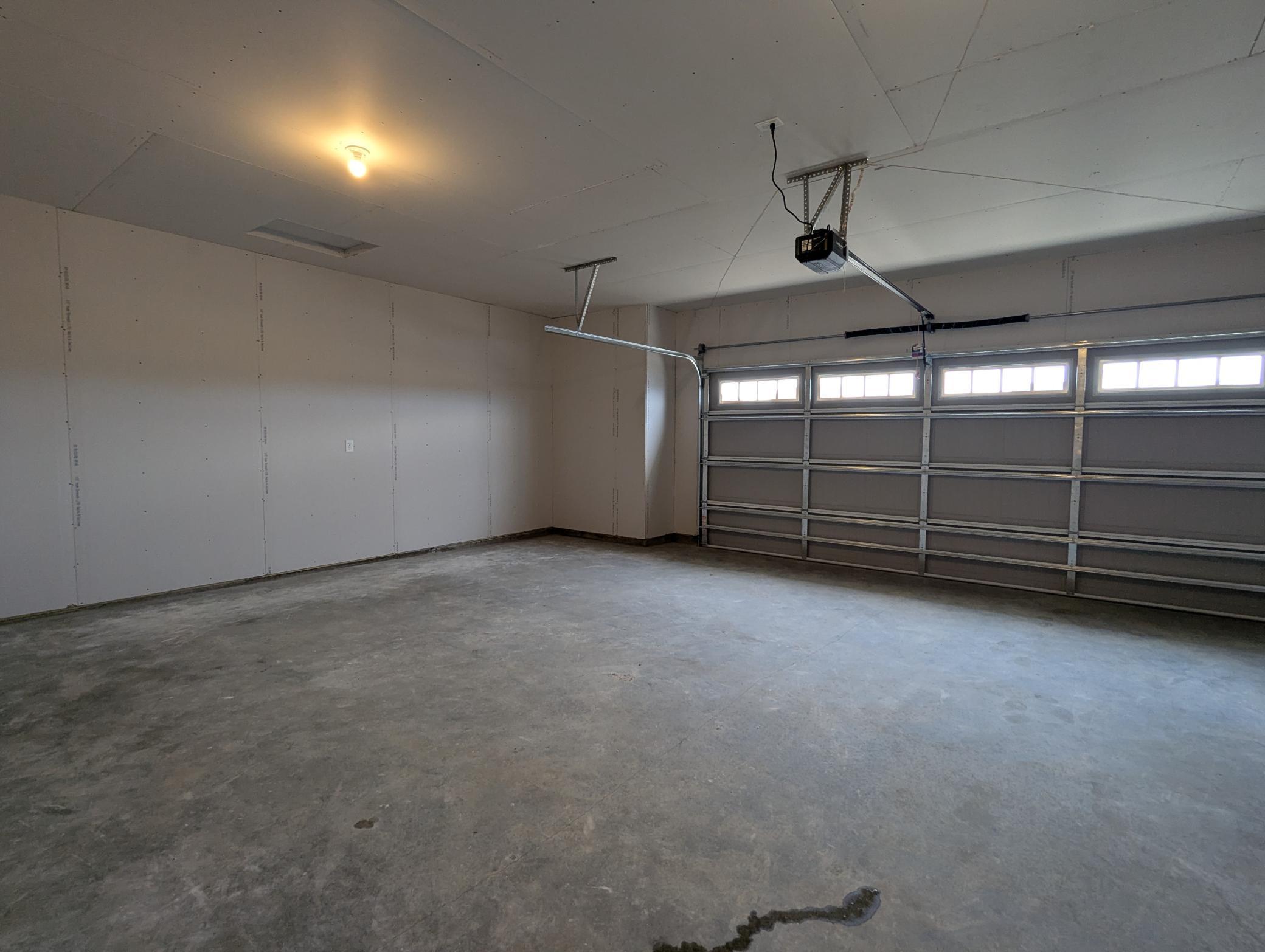 2627 Ivan Avenue Ne Property Photo 20