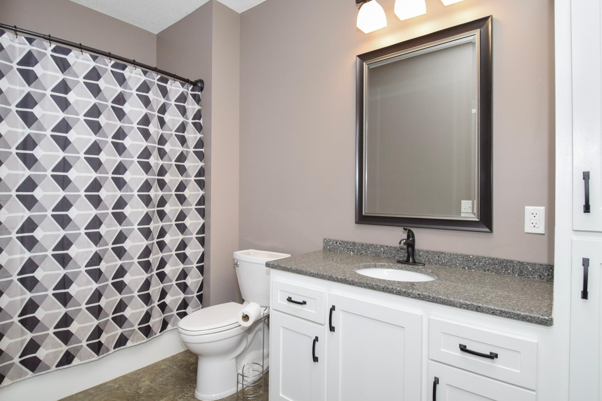 52929 Beech Avenue Property Photo 22