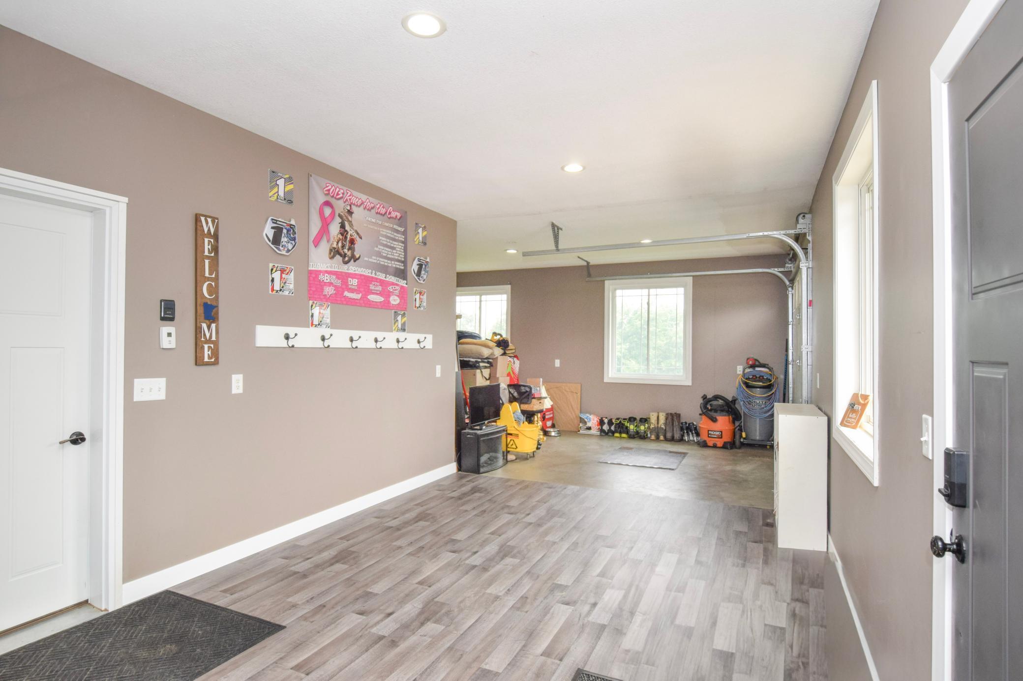 52929 Beech Avenue Property Photo 27