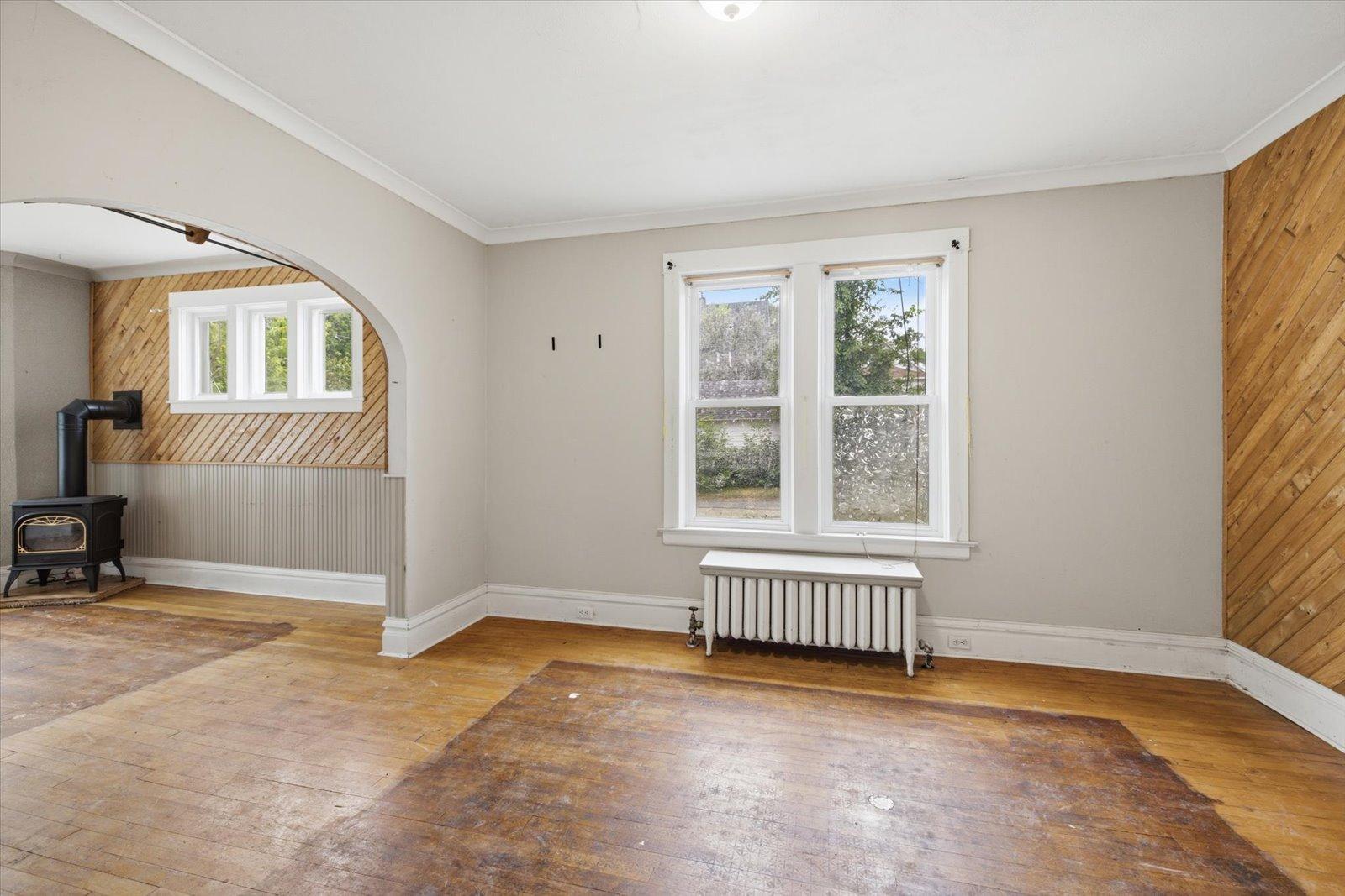 217 3rd Avenue Nw Property Photo 4