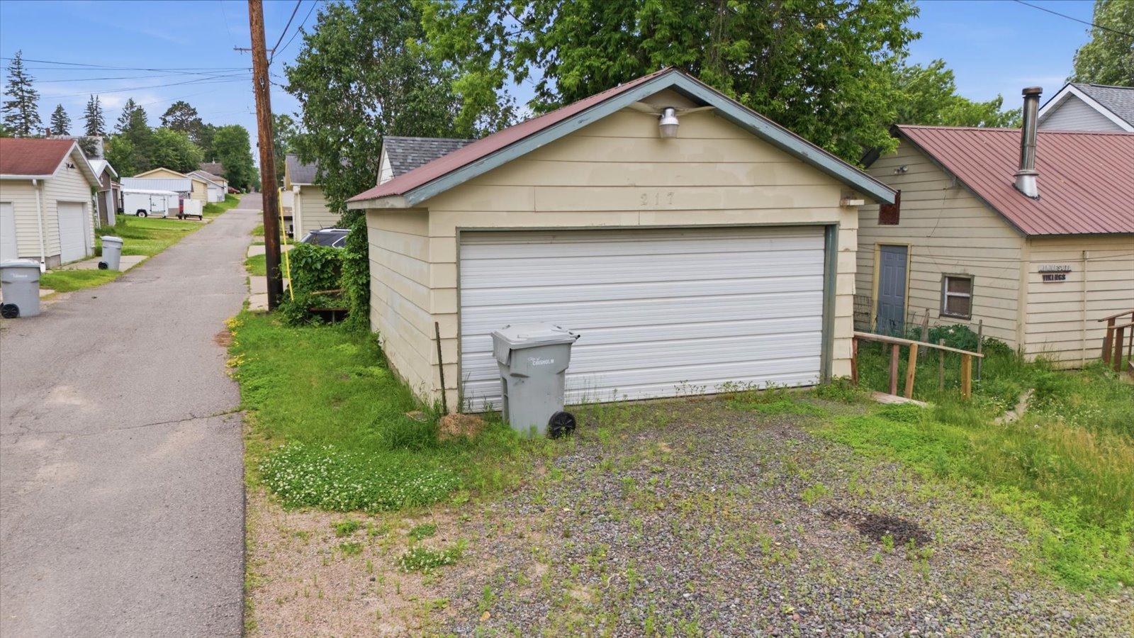 217 3rd Avenue Nw Property Photo 34