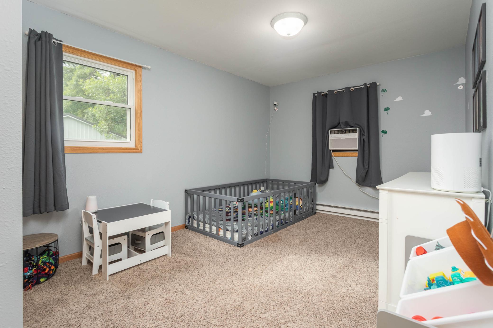 104 4th Street E Property Photo 12