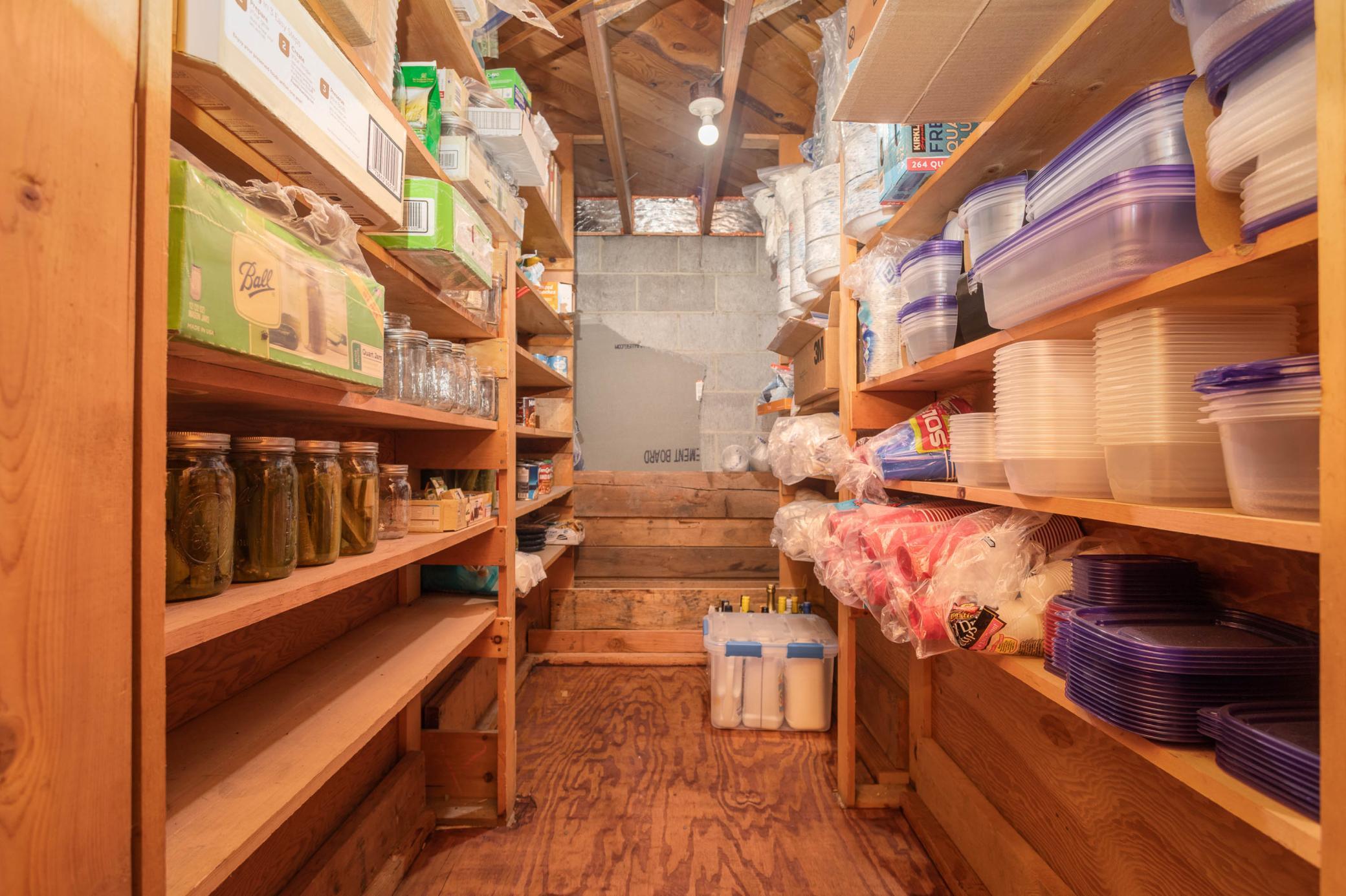 104 4th Street E Property Photo 19