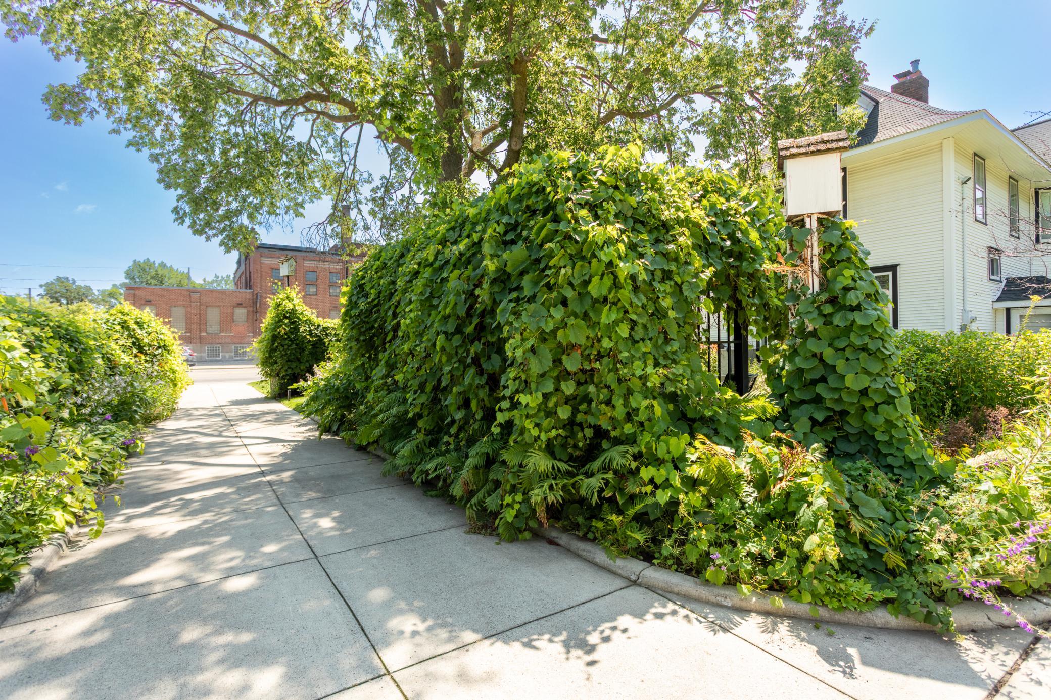 721 6th Avenue E Property Photo 17