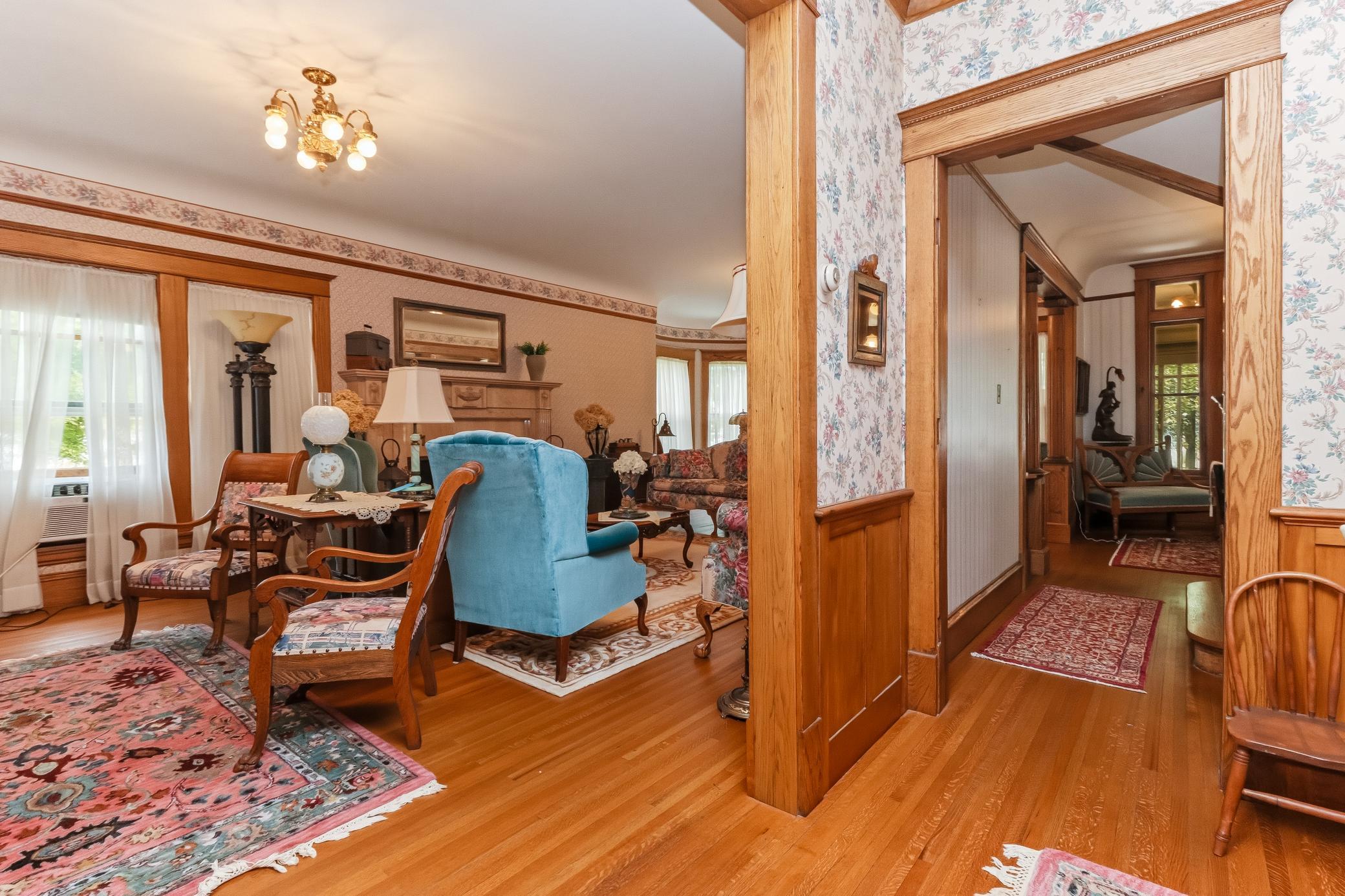 721 6th Avenue E Property Photo 54