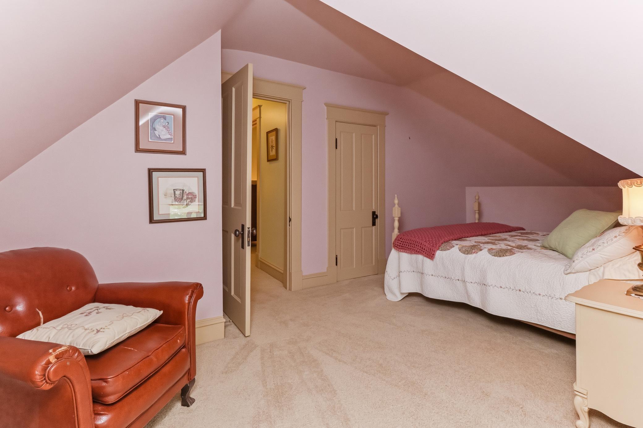 721 6th Avenue E Property Photo 99