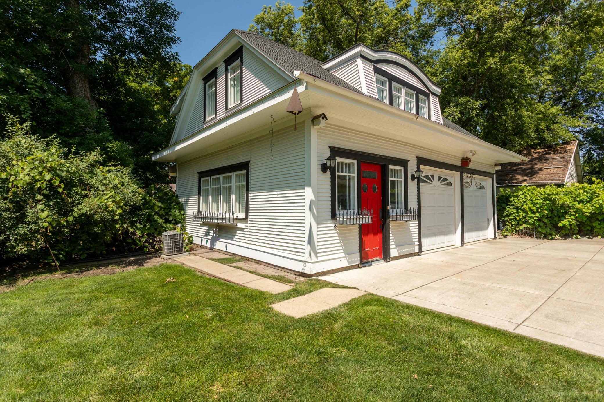 721 6th Avenue E Property Photo 103
