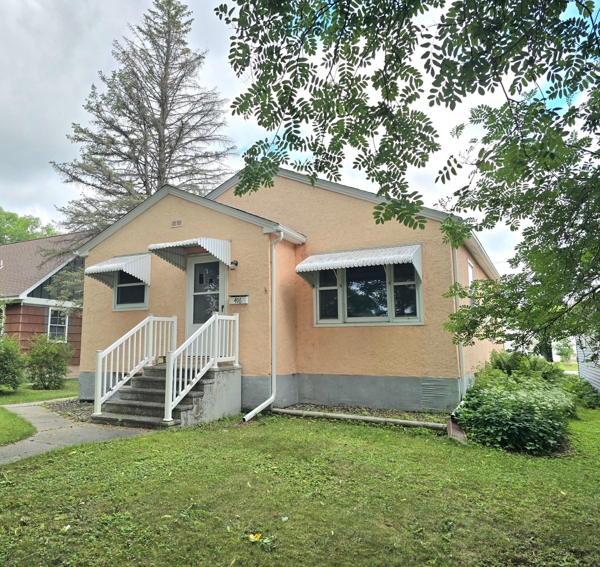 416 10th Street Property Photo 1