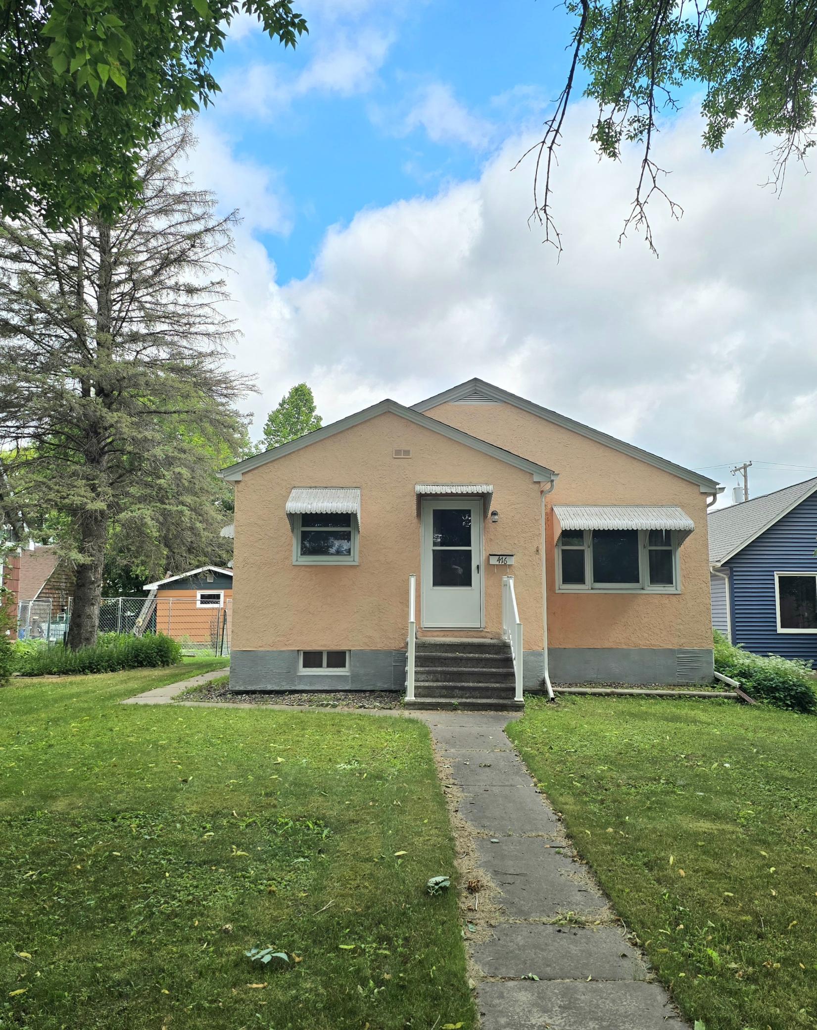 416 10th Street Property Photo 3
