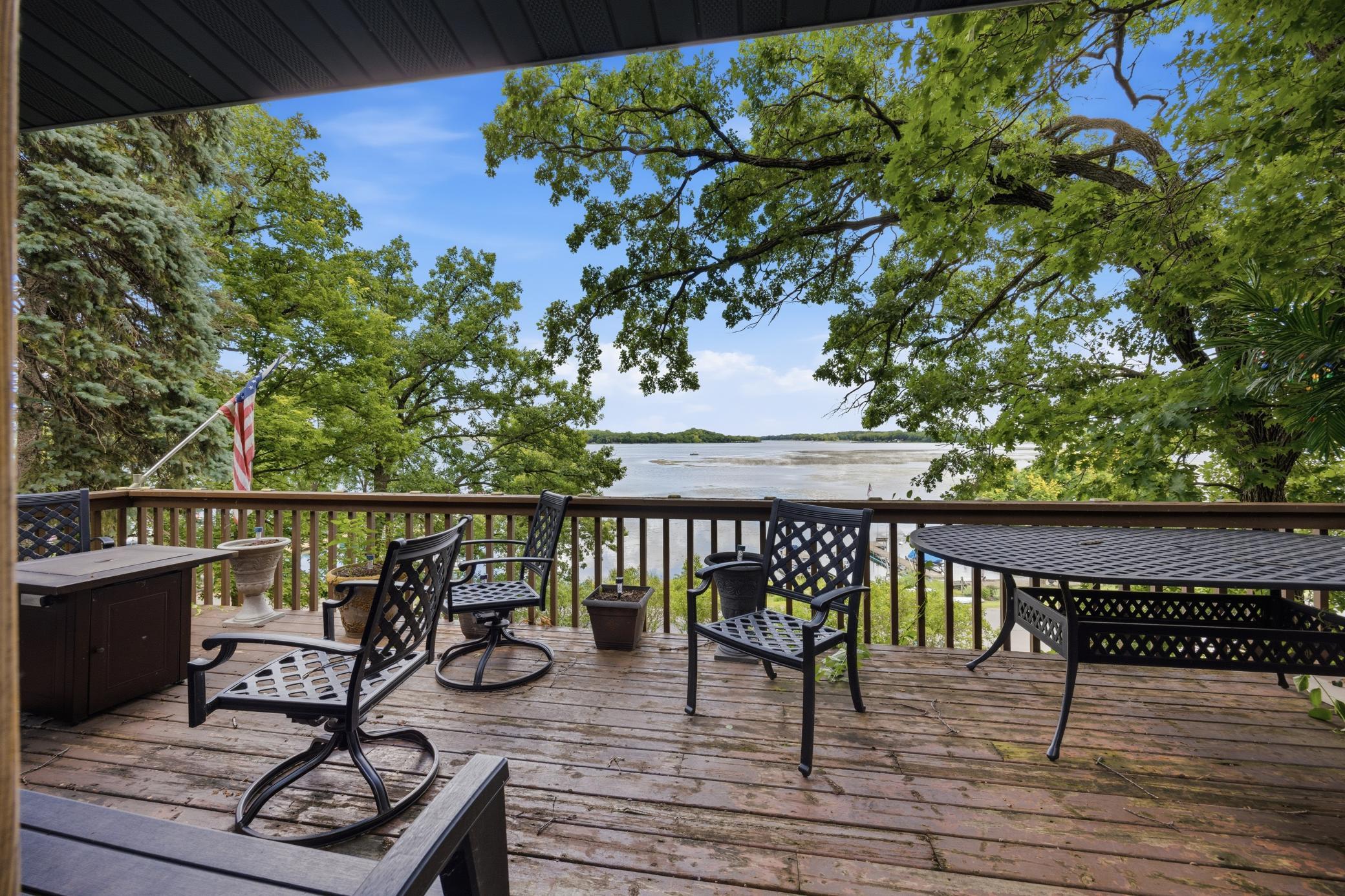 13117 Bayview Road Property Photo 5