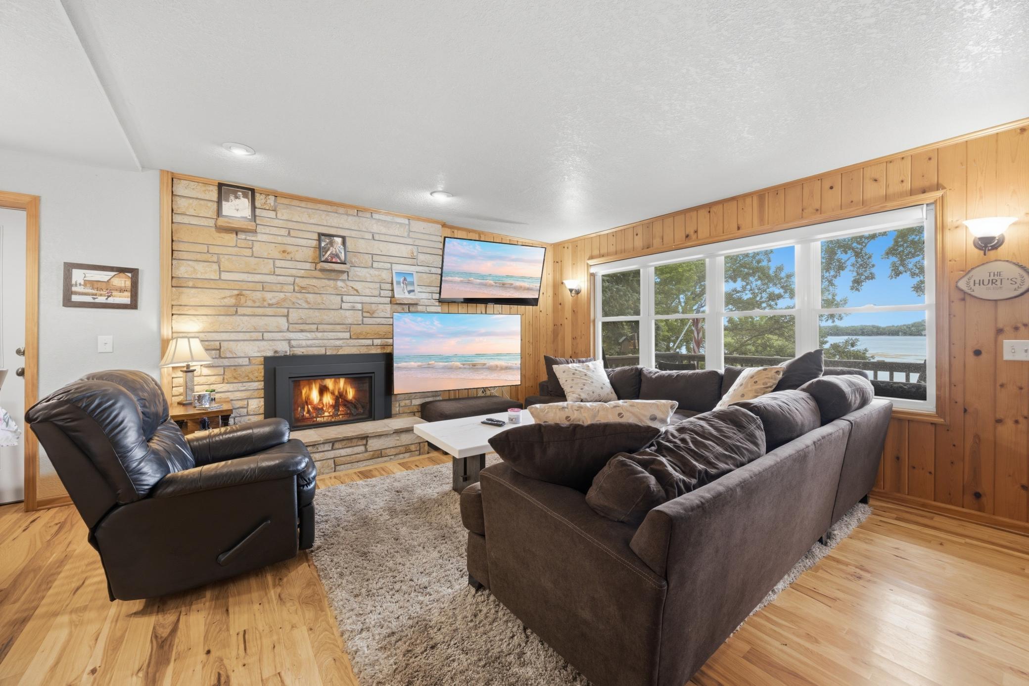 13117 Bayview Road Property Photo 6