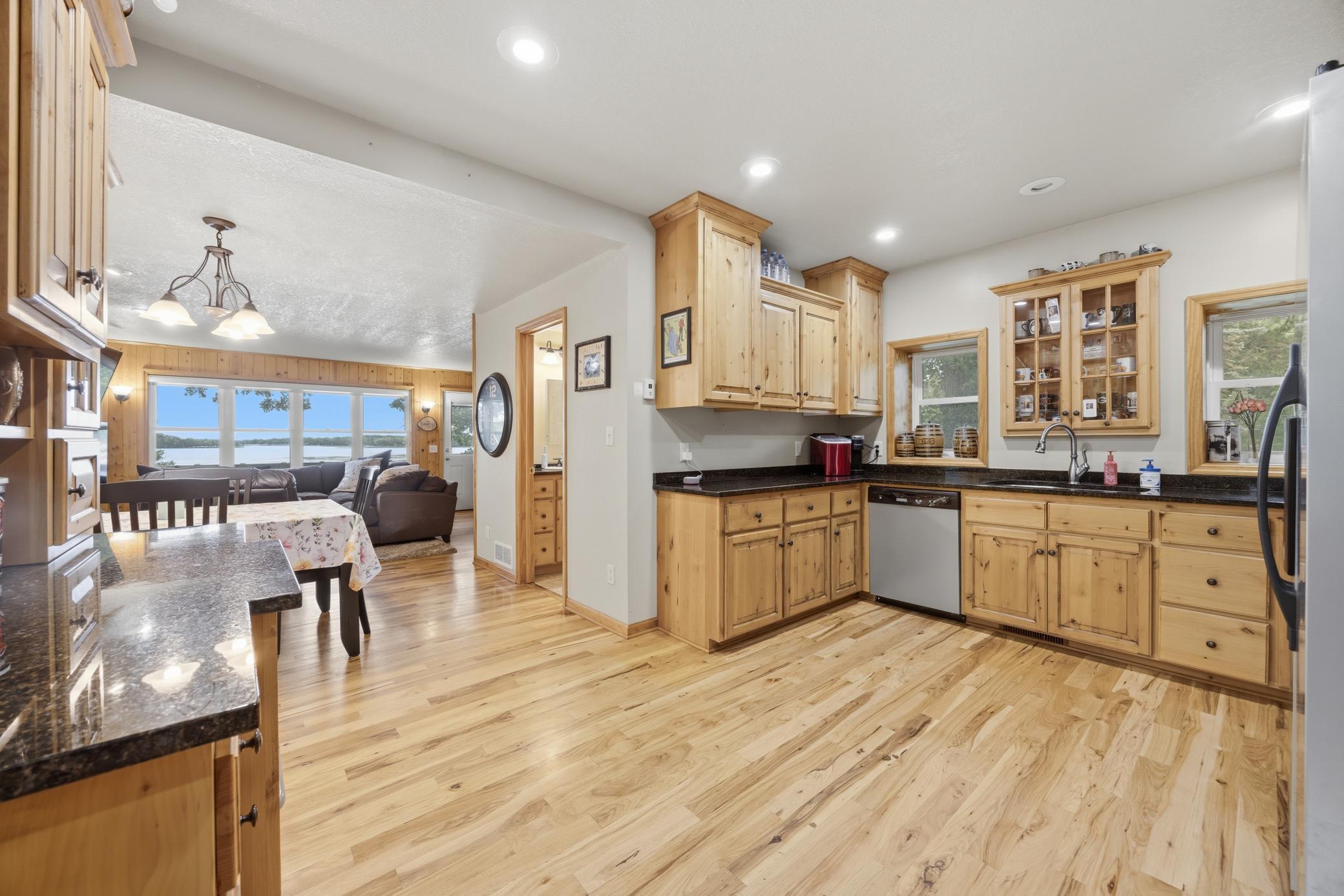 13117 Bayview Road Property Photo 9