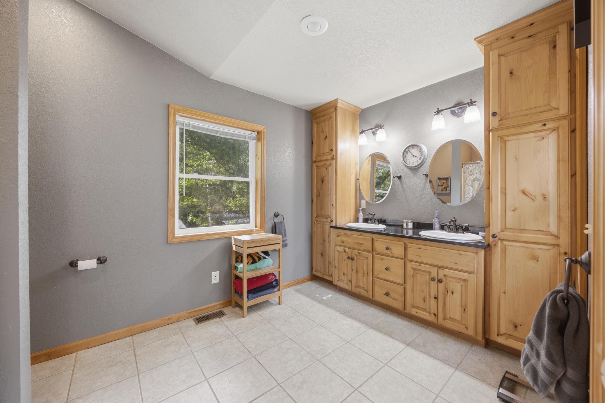 13117 Bayview Road Property Photo 14