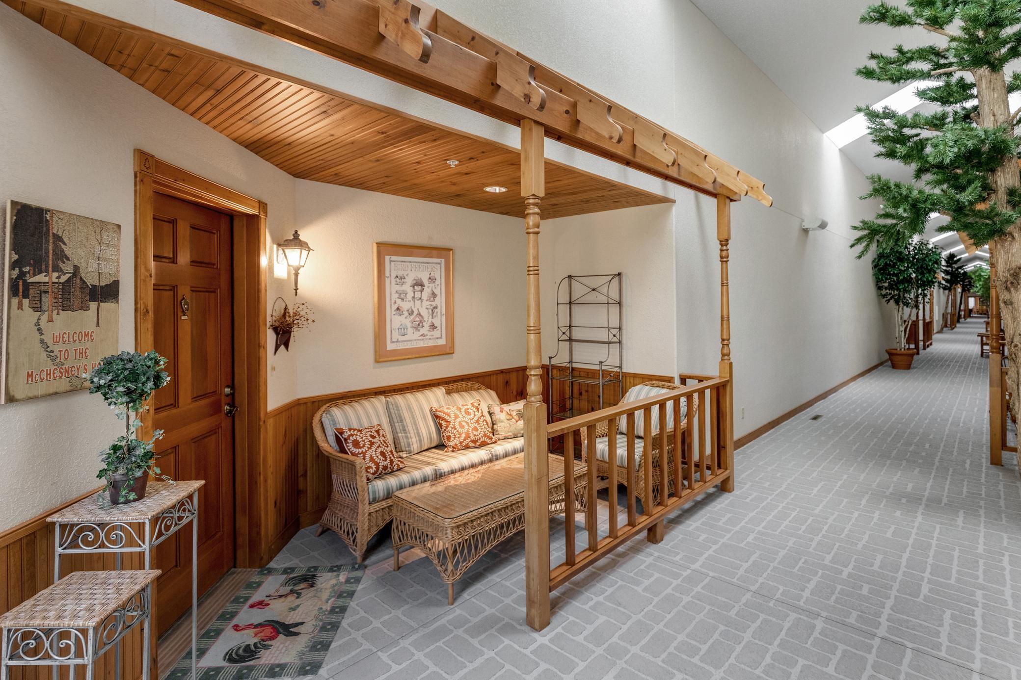 36271 Pine Bay Circle Property Photo 4