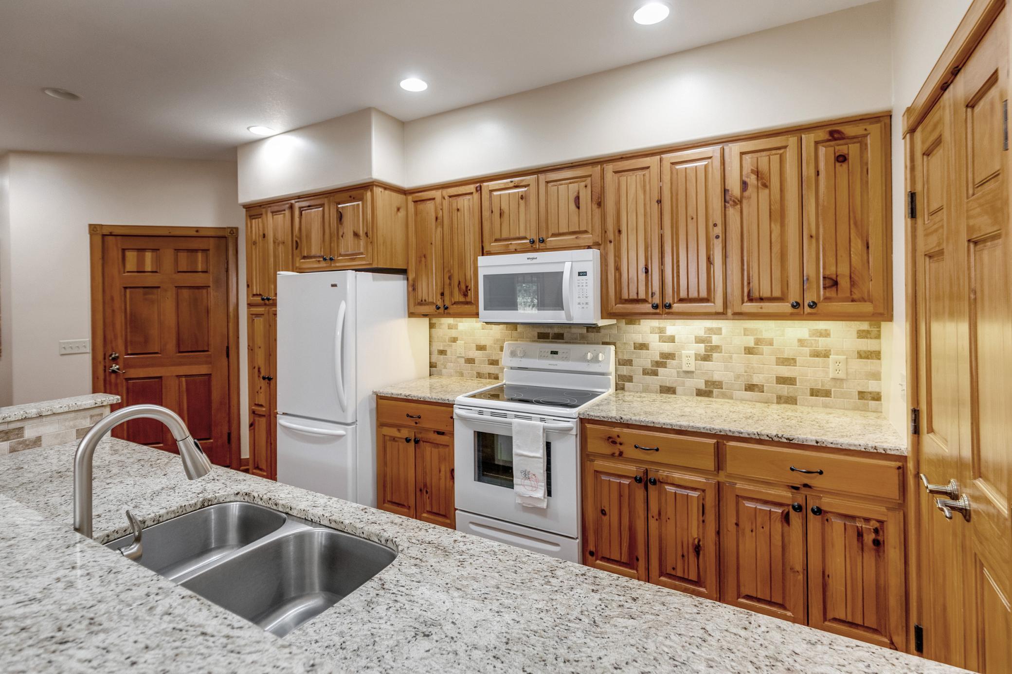 36271 Pine Bay Circle Property Photo 17