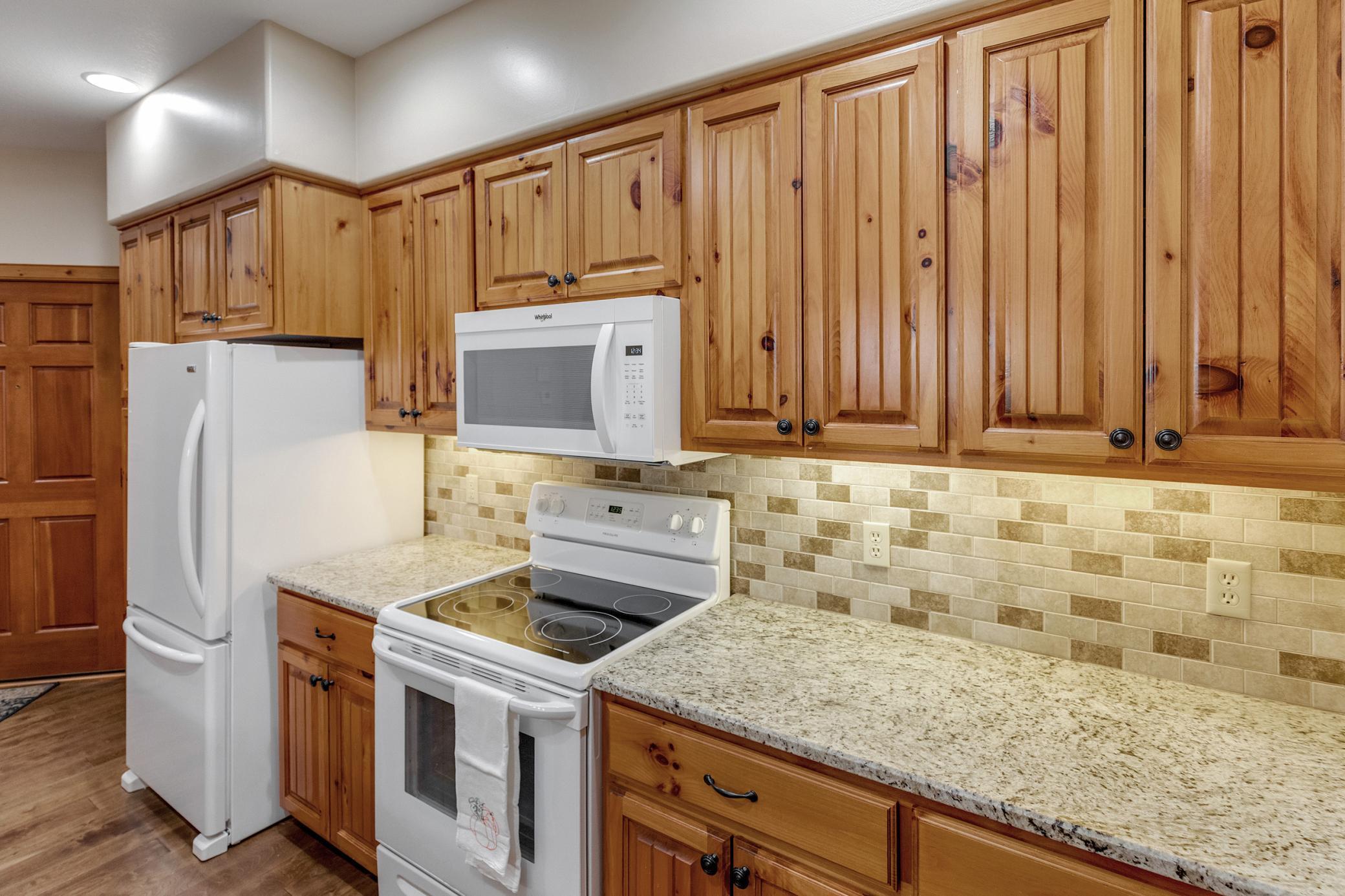 36271 Pine Bay Circle Property Photo 18