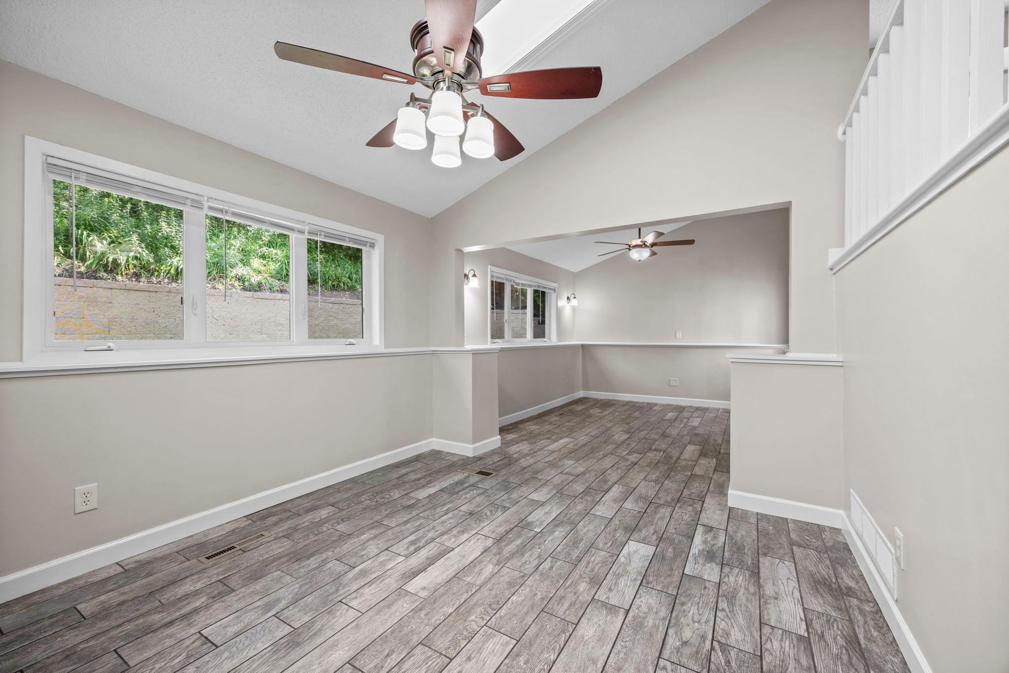 3633 Windtree Drive Property Photo 2