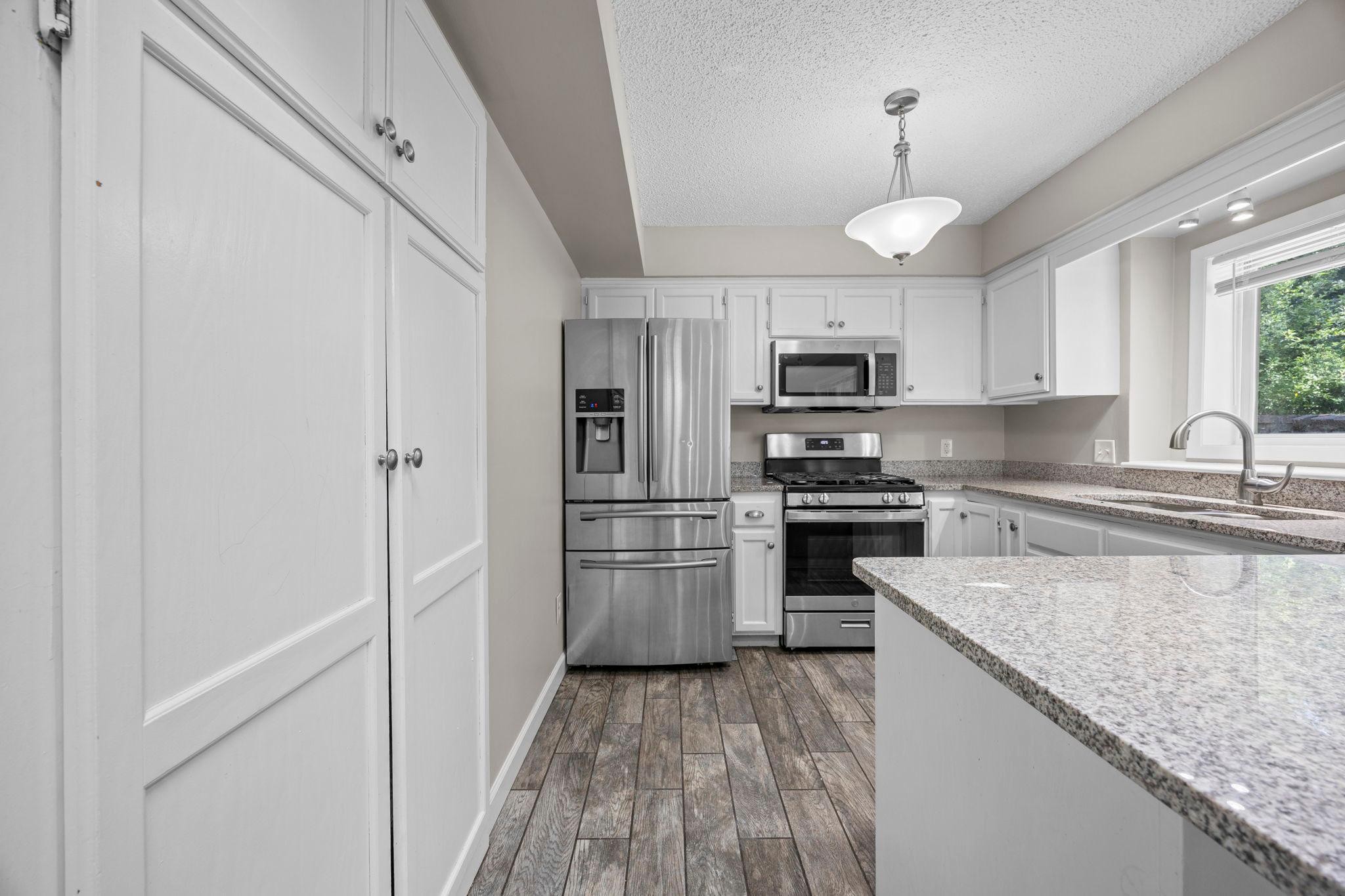 3633 Windtree Drive Property Photo 12