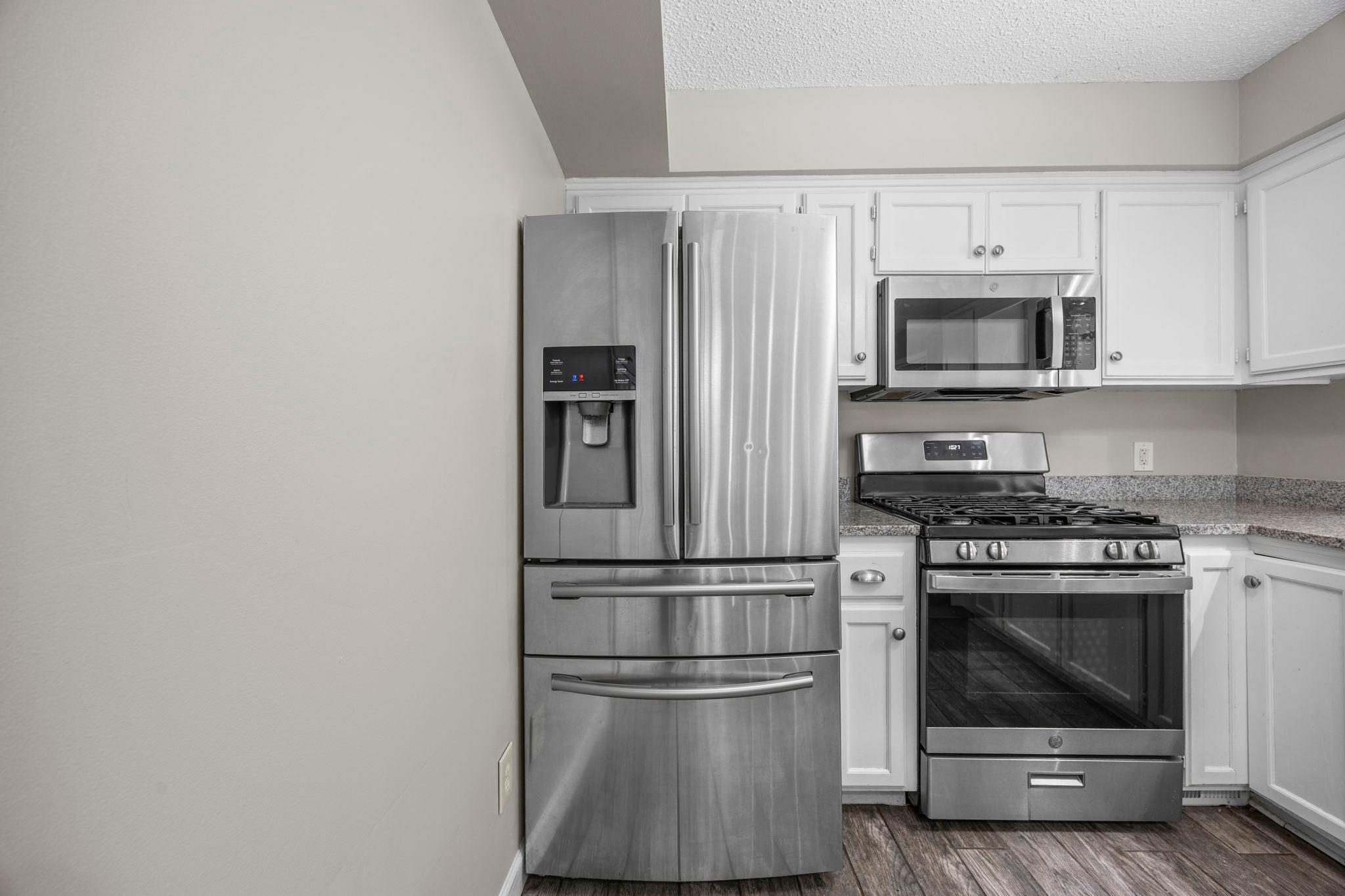 3633 Windtree Drive Property Photo 13