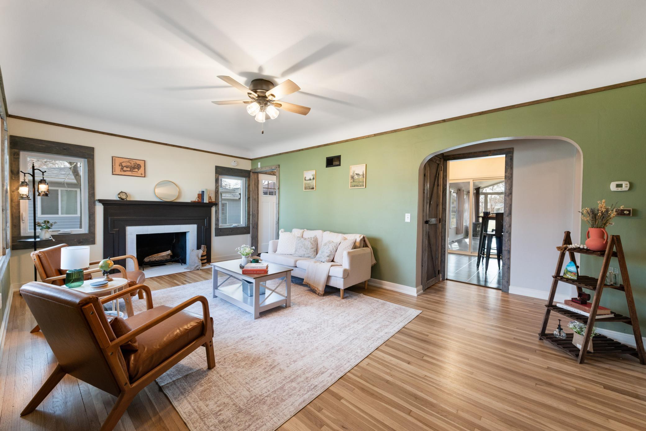 809 7th Street Ne Property Photo 6