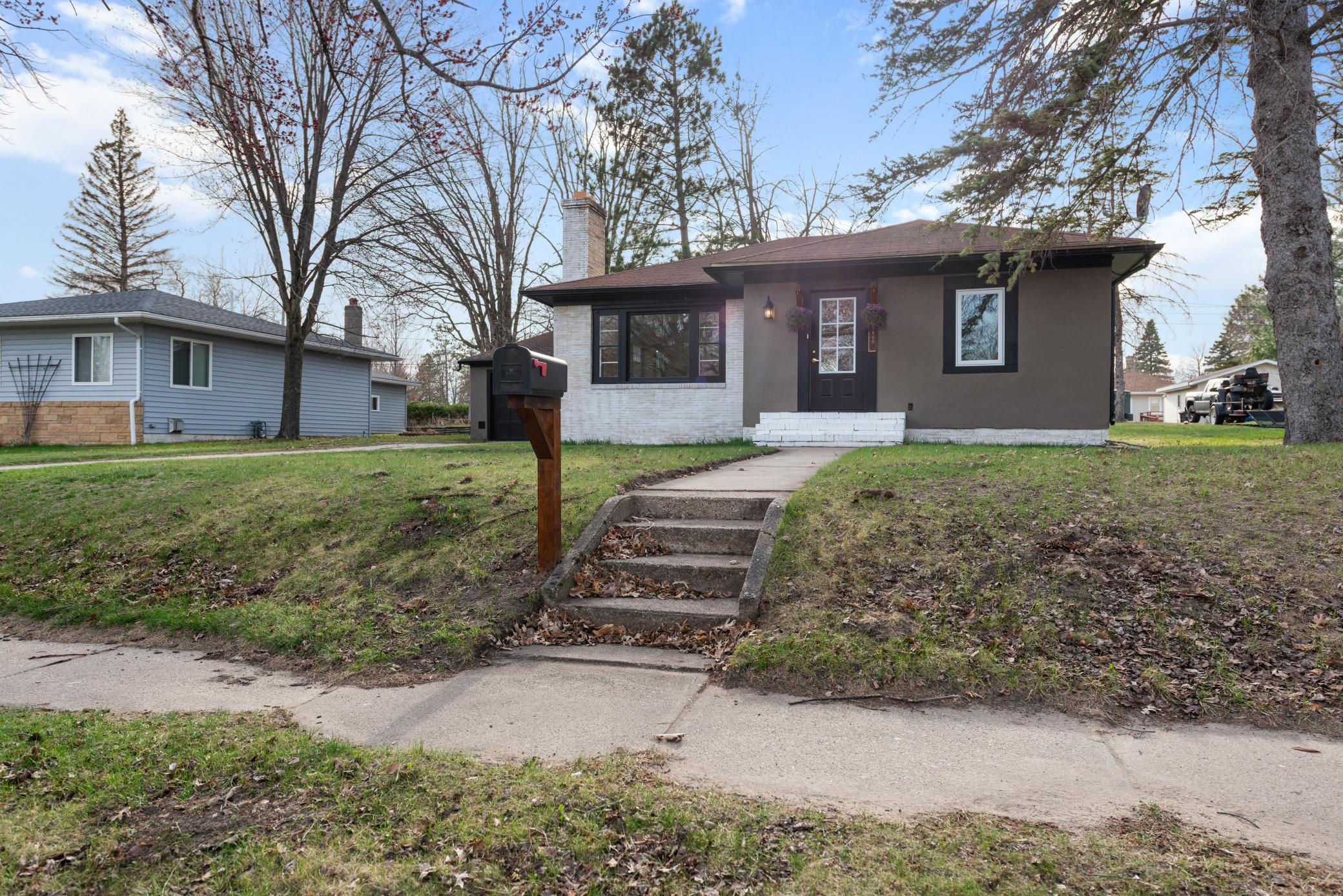 809 7th Street Ne Property Photo 27