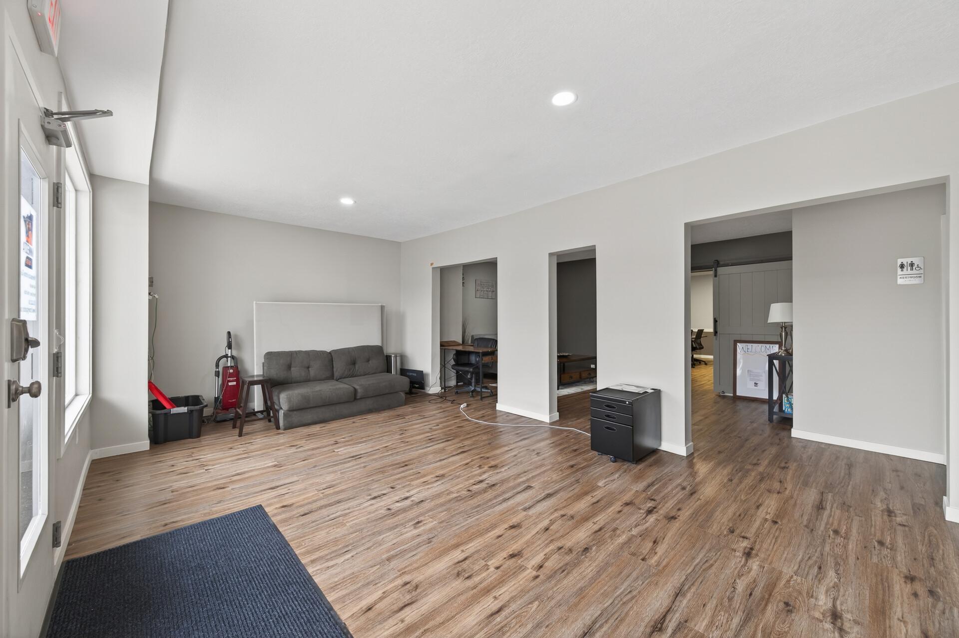 6434 Main Street Property Photo 5