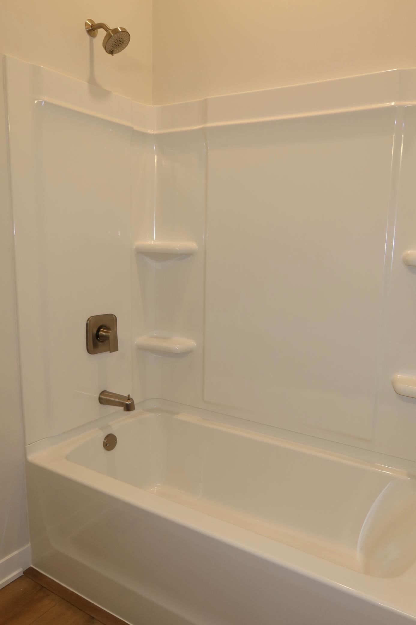 17940 Greenwich Way Property Photo 7