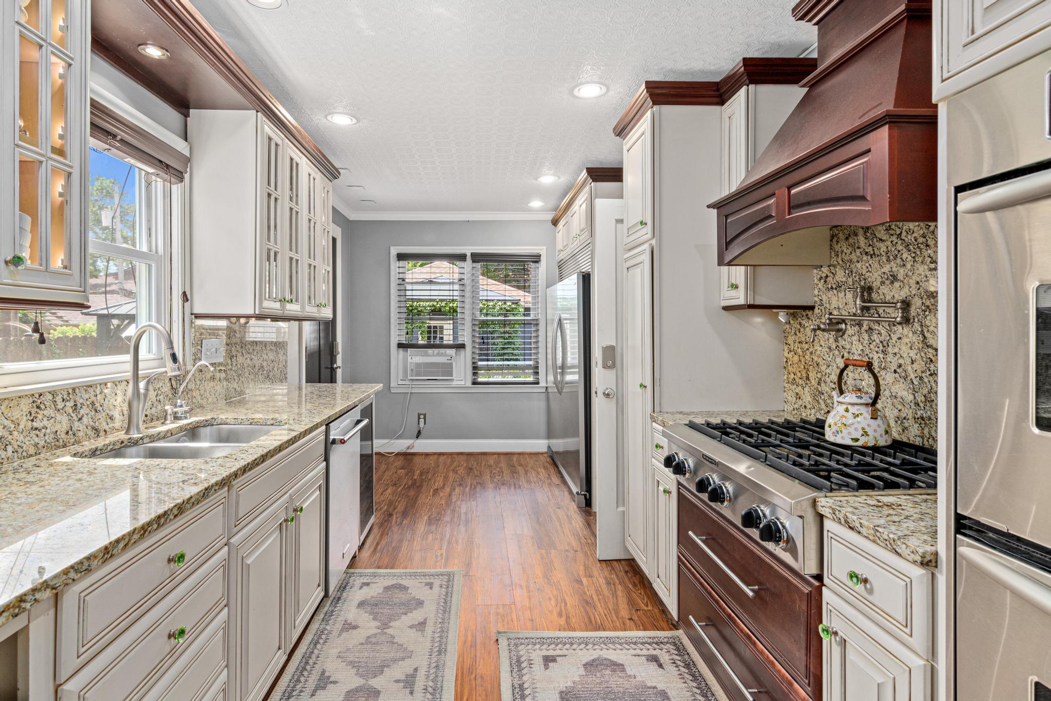 3500 Park Avenue Property Photo 14