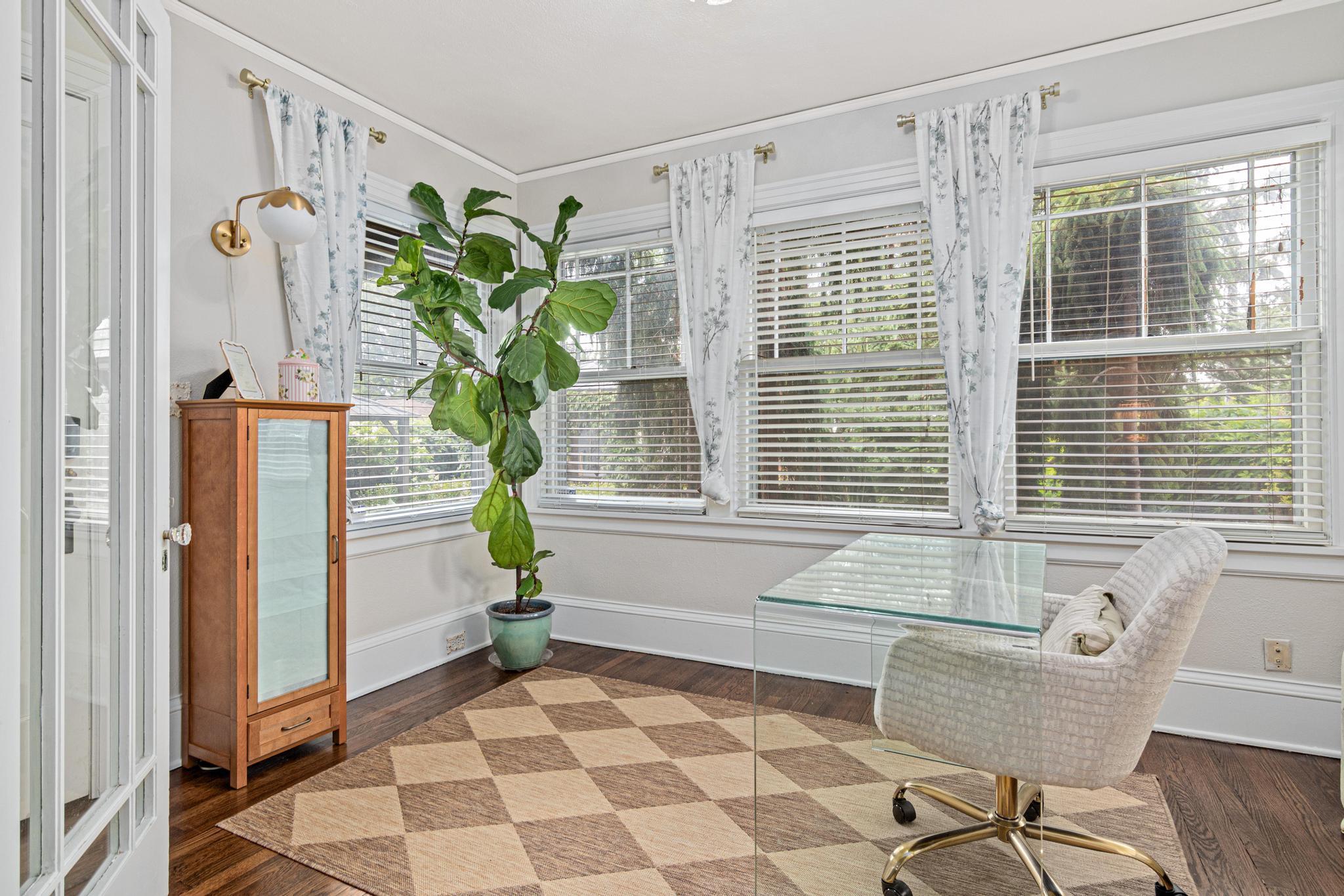 3500 Park Avenue Property Photo 21