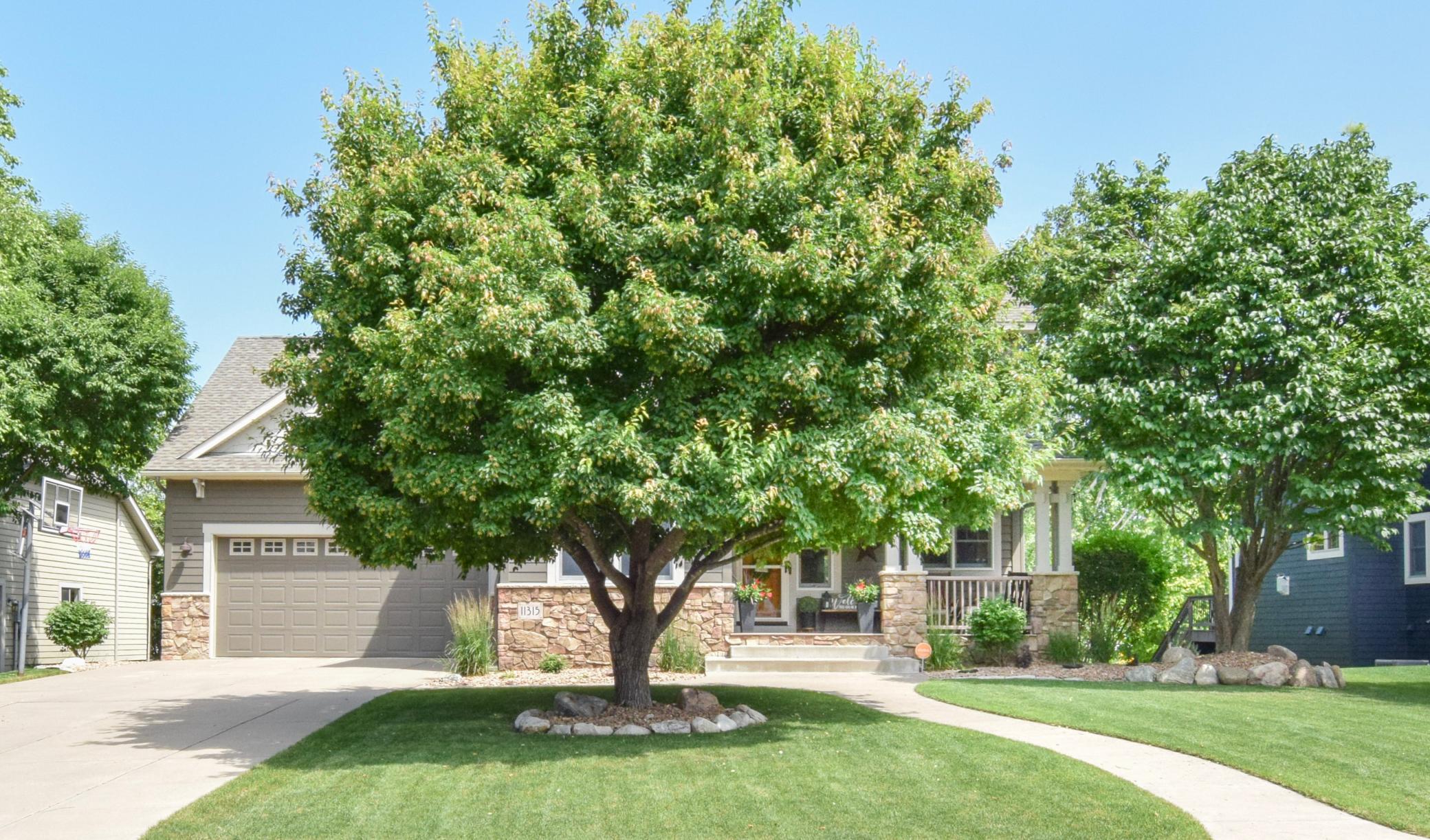 11315 Goose Lake Parkway Property Photo 1