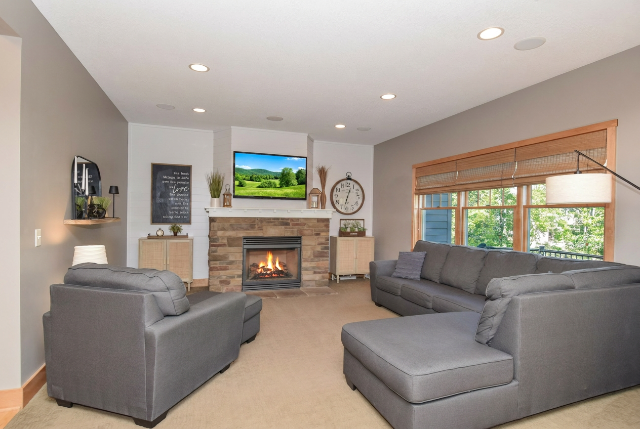 11315 Goose Lake Parkway Property Photo 8
