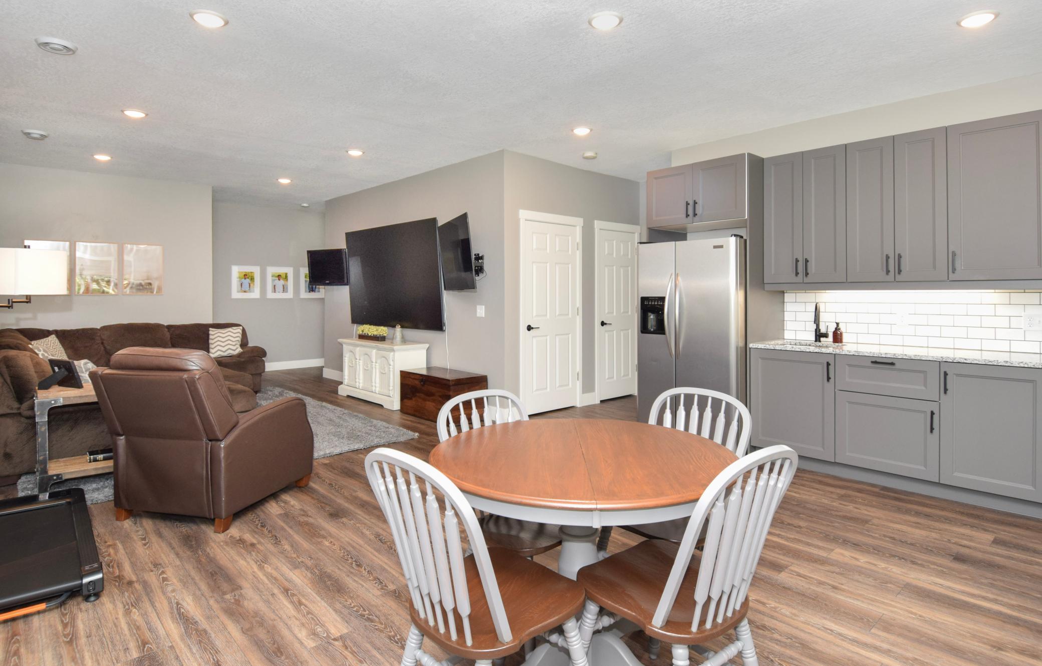 11315 Goose Lake Parkway Property Photo 37