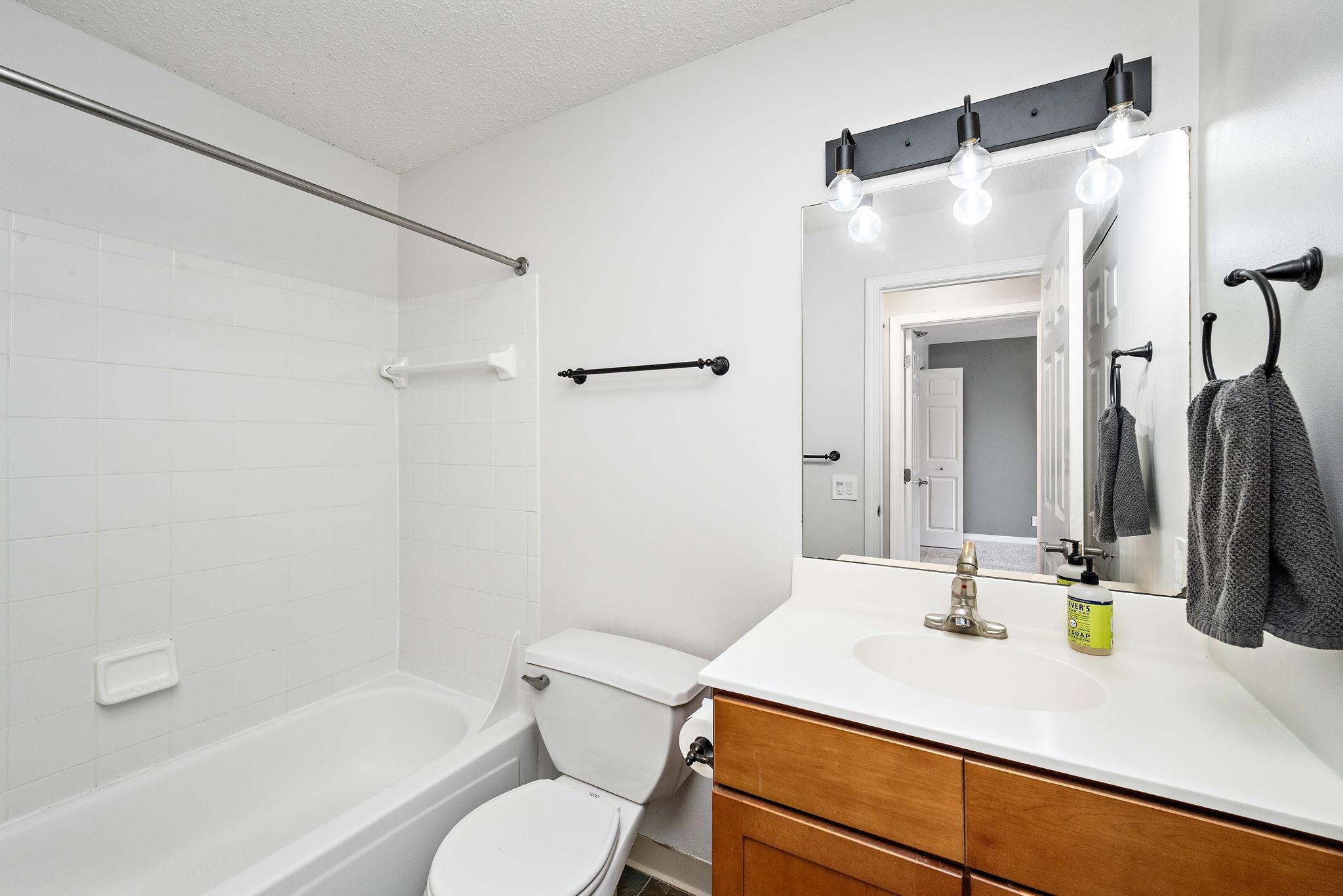 6155 Chasewood Parkway 204 Property Photo 13
