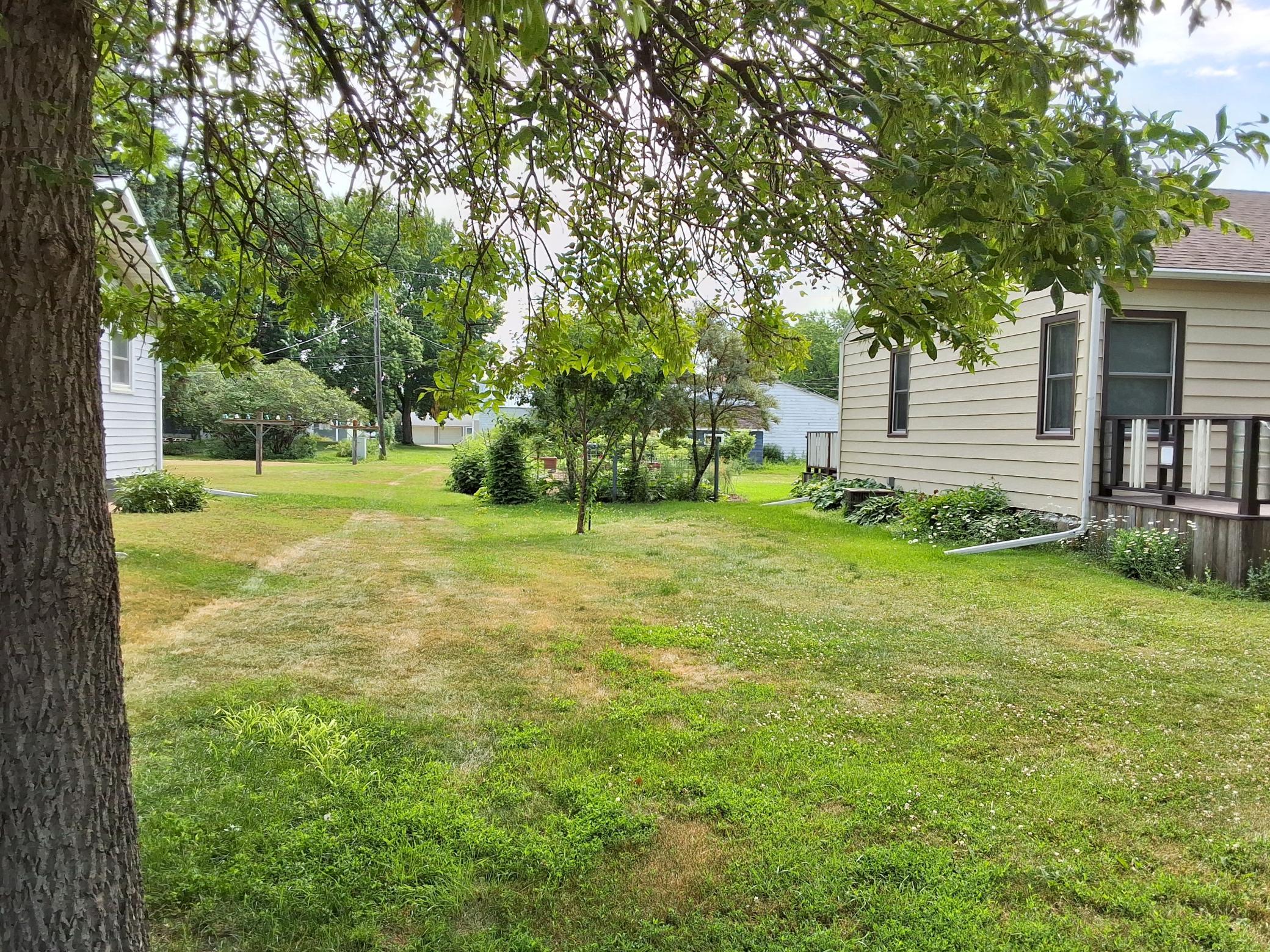 417 4th Street Property Photo 4