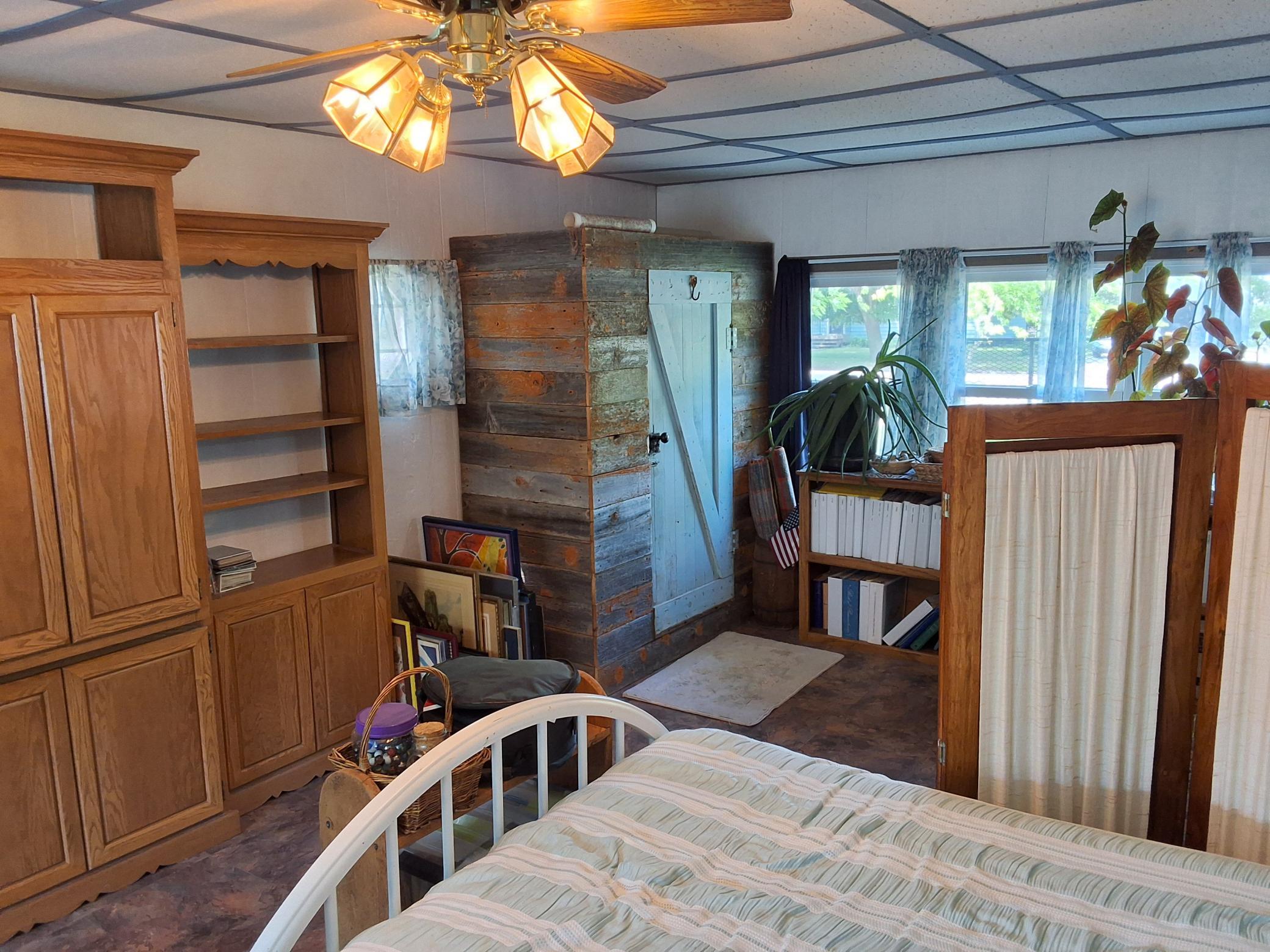 417 4th Street Property Photo 27