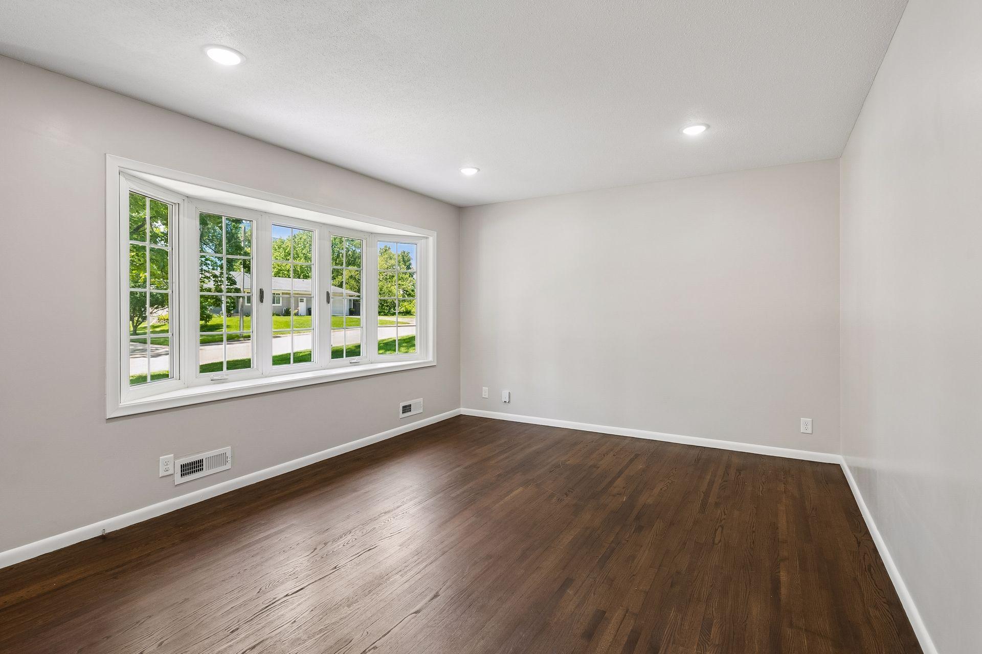 8209 Beard Road Property Photo 8
