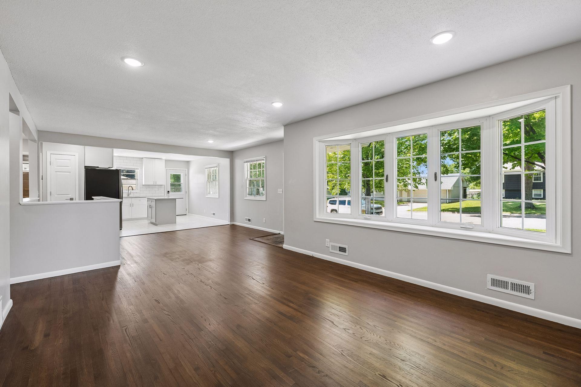 8209 Beard Road Property Photo 10