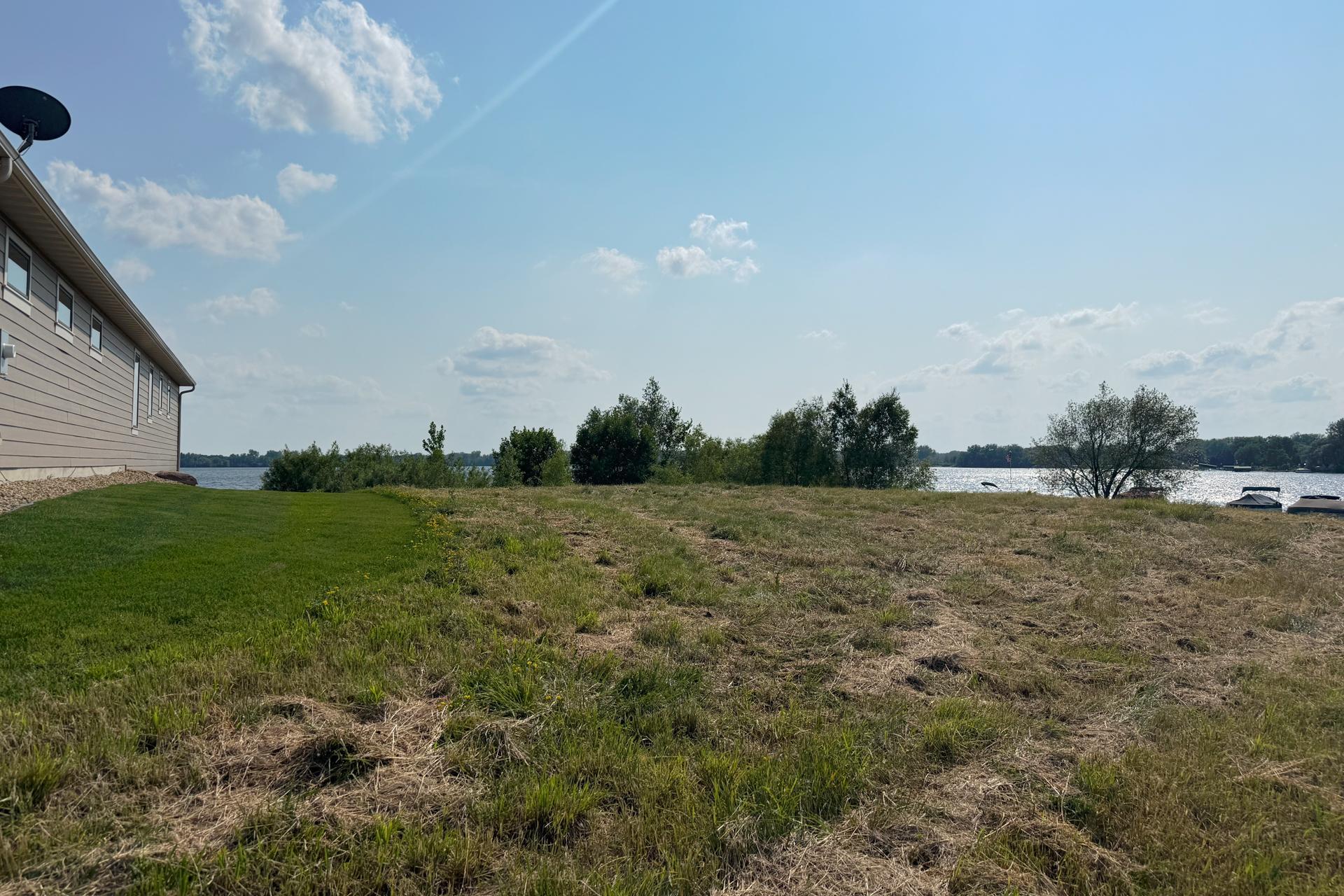 7196 Lavalle Drive Property Photo 9