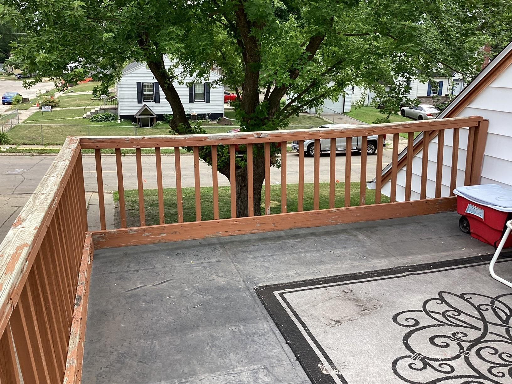 413 Hawthorne Street E Property Photo 5