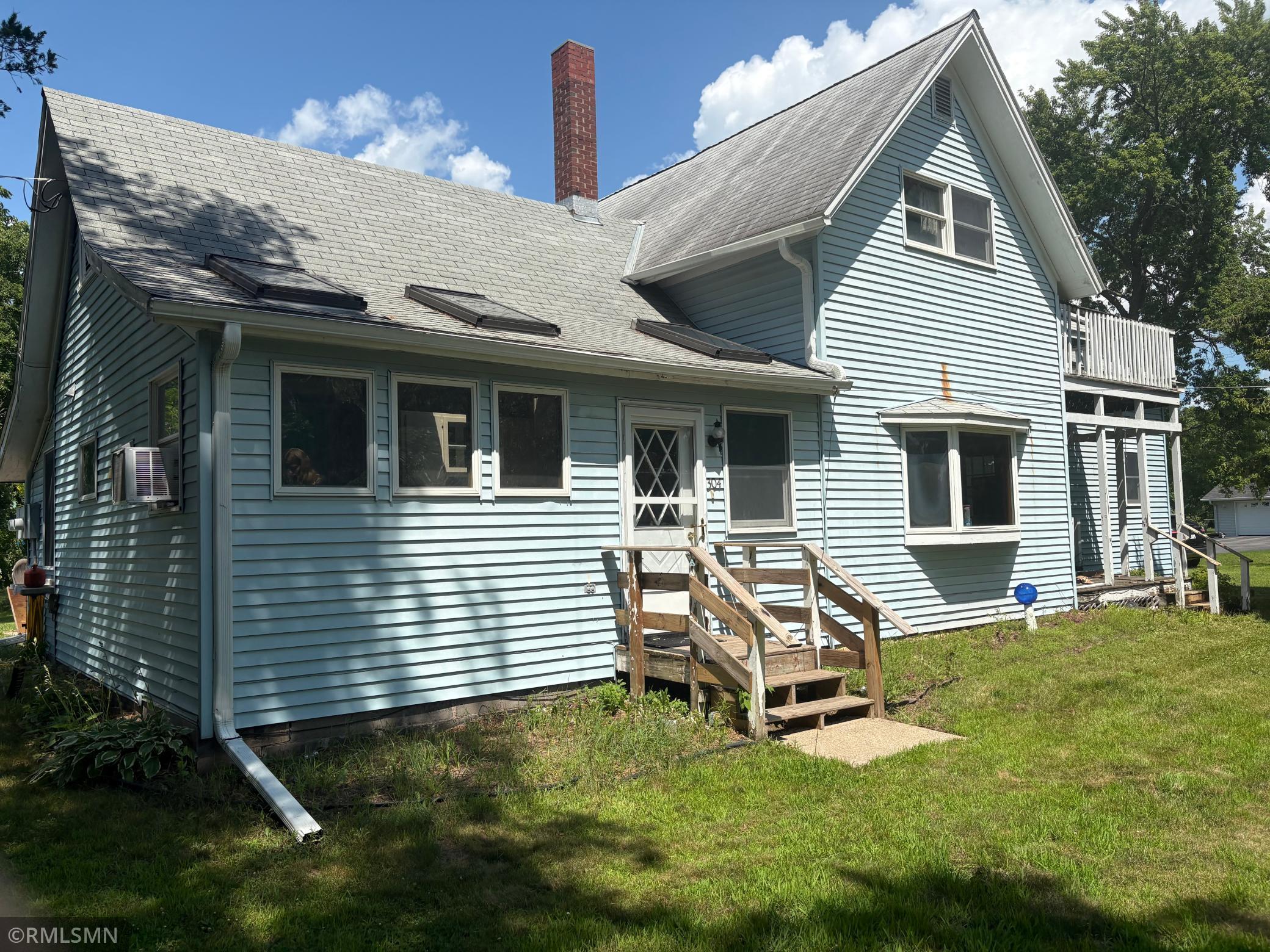304 7th Street Property Photo 3