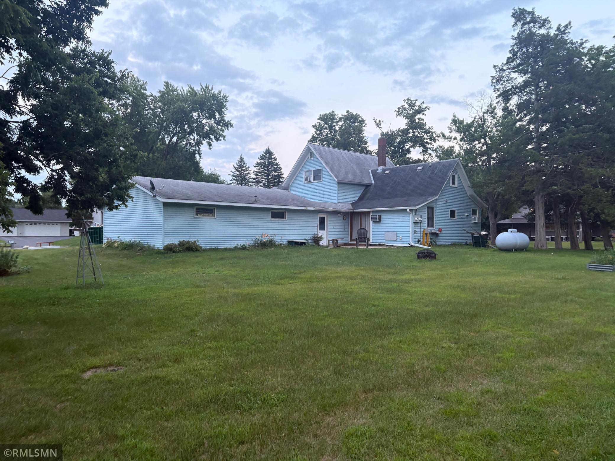 304 7th Street Property Photo 5