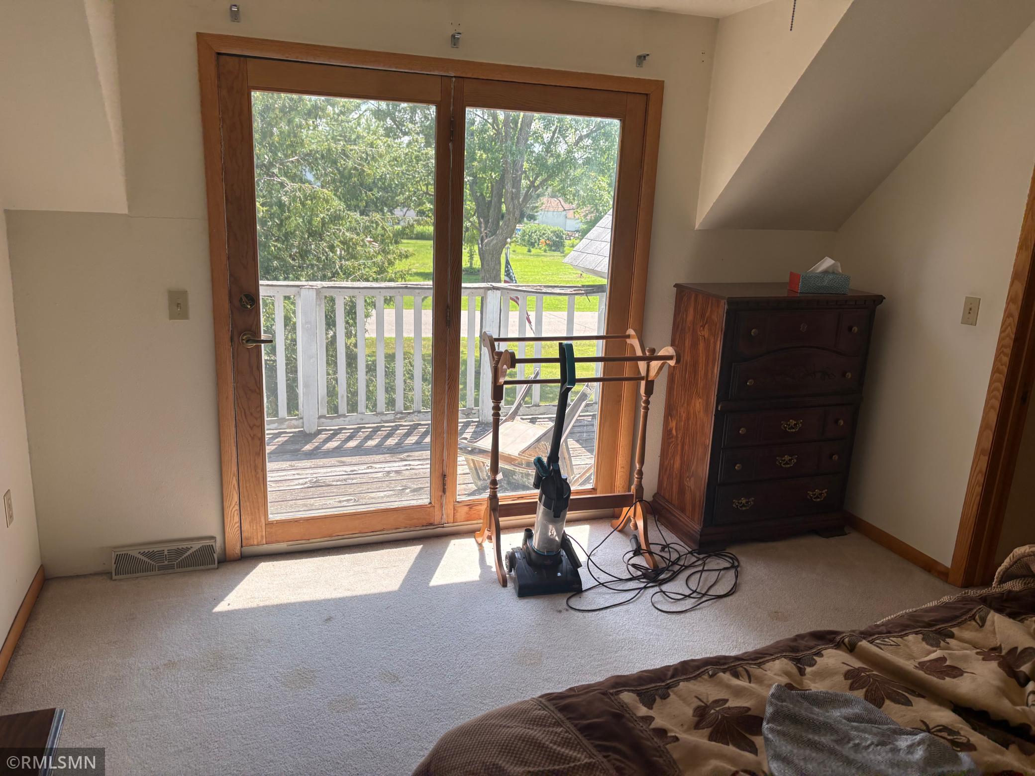 304 7th Street Property Photo 8