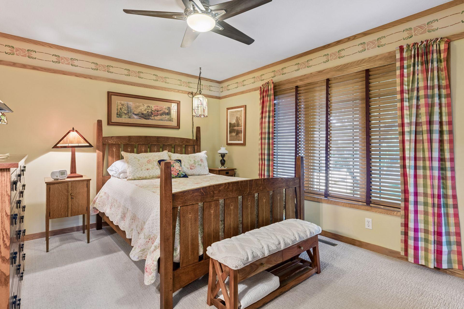11236 W River Road Property Photo 21