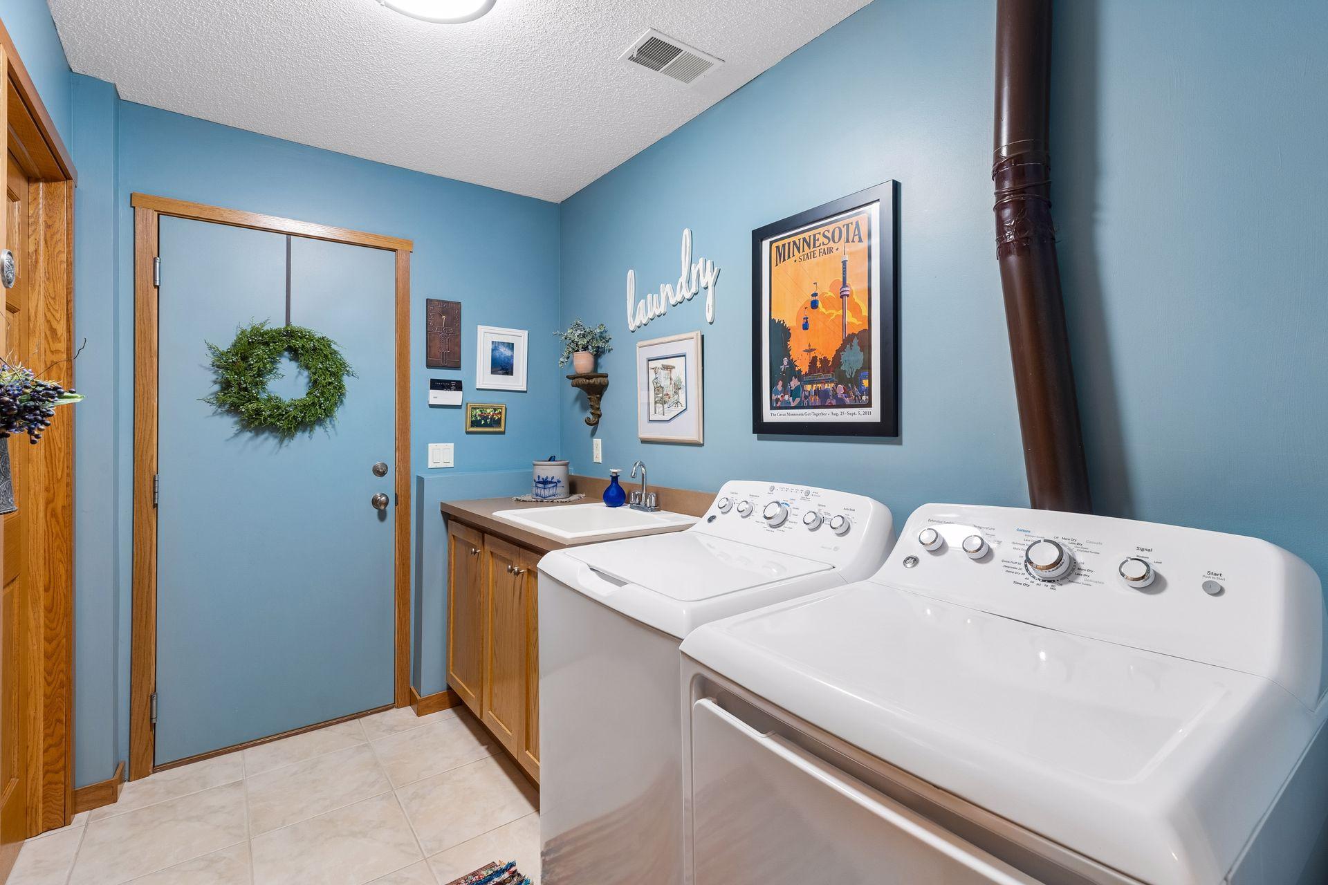 11236 W River Road Property Photo 41