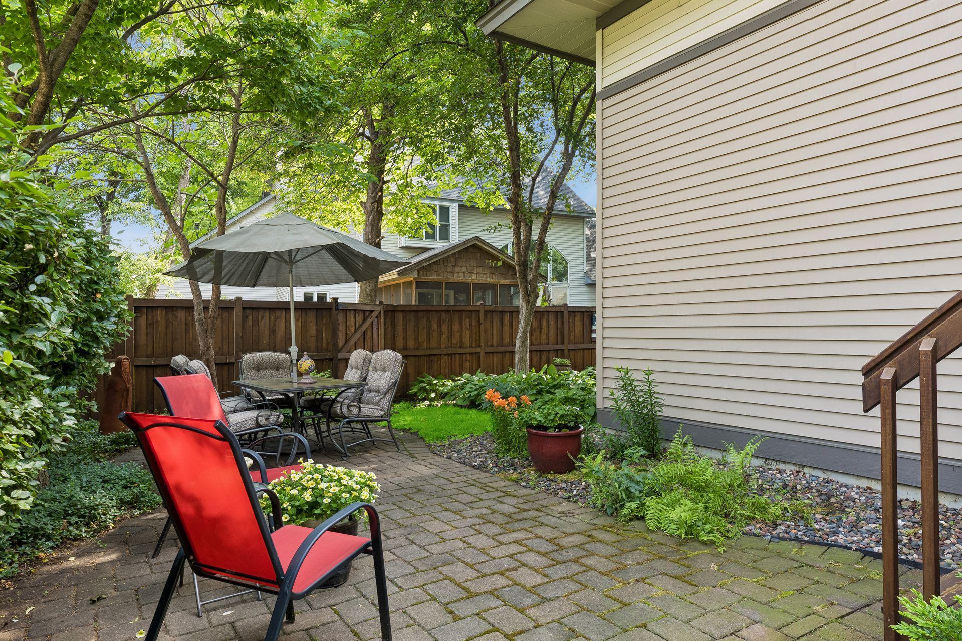 11236 W River Road Property Photo 52