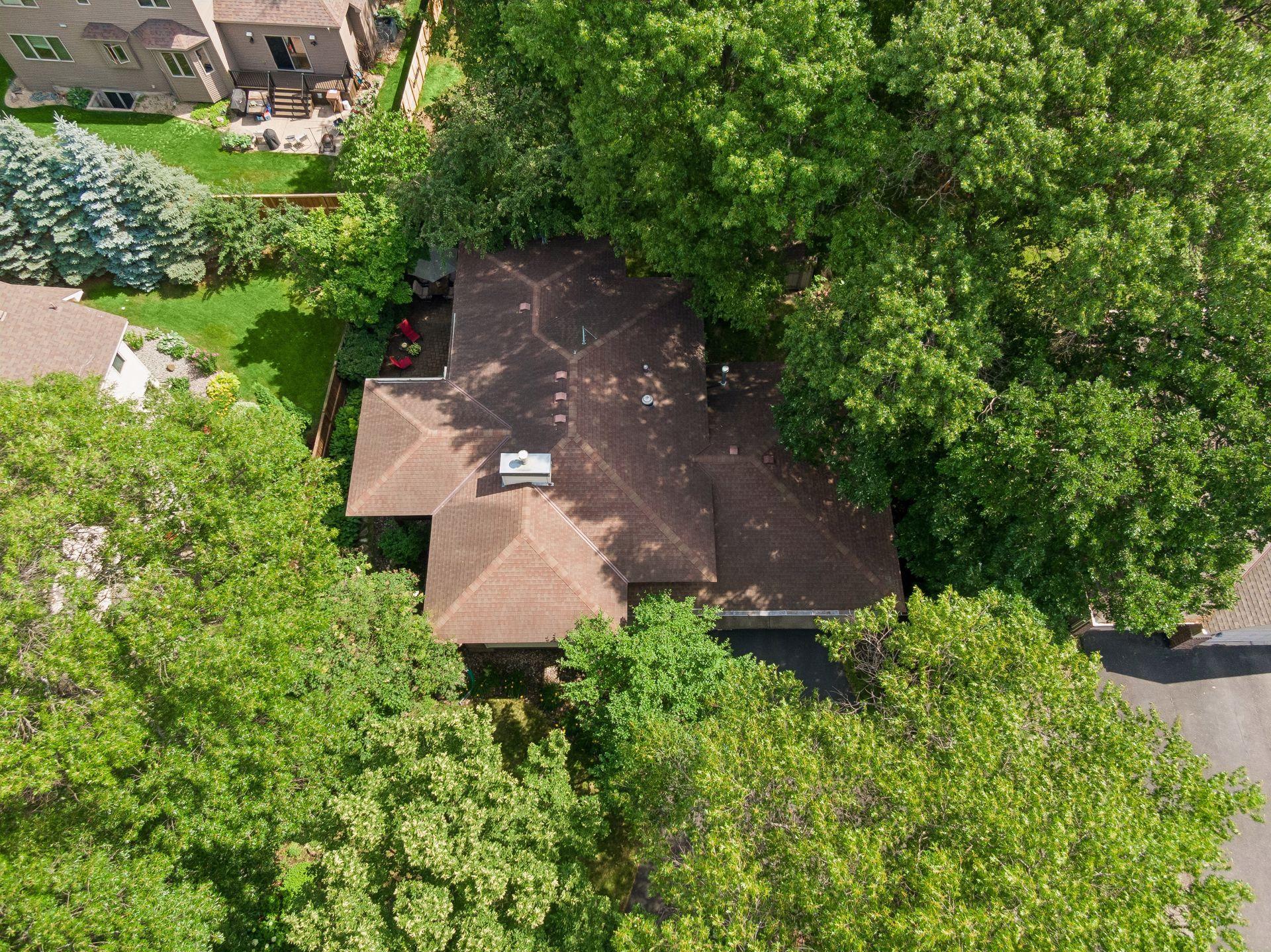 11236 W River Road Property Photo 54