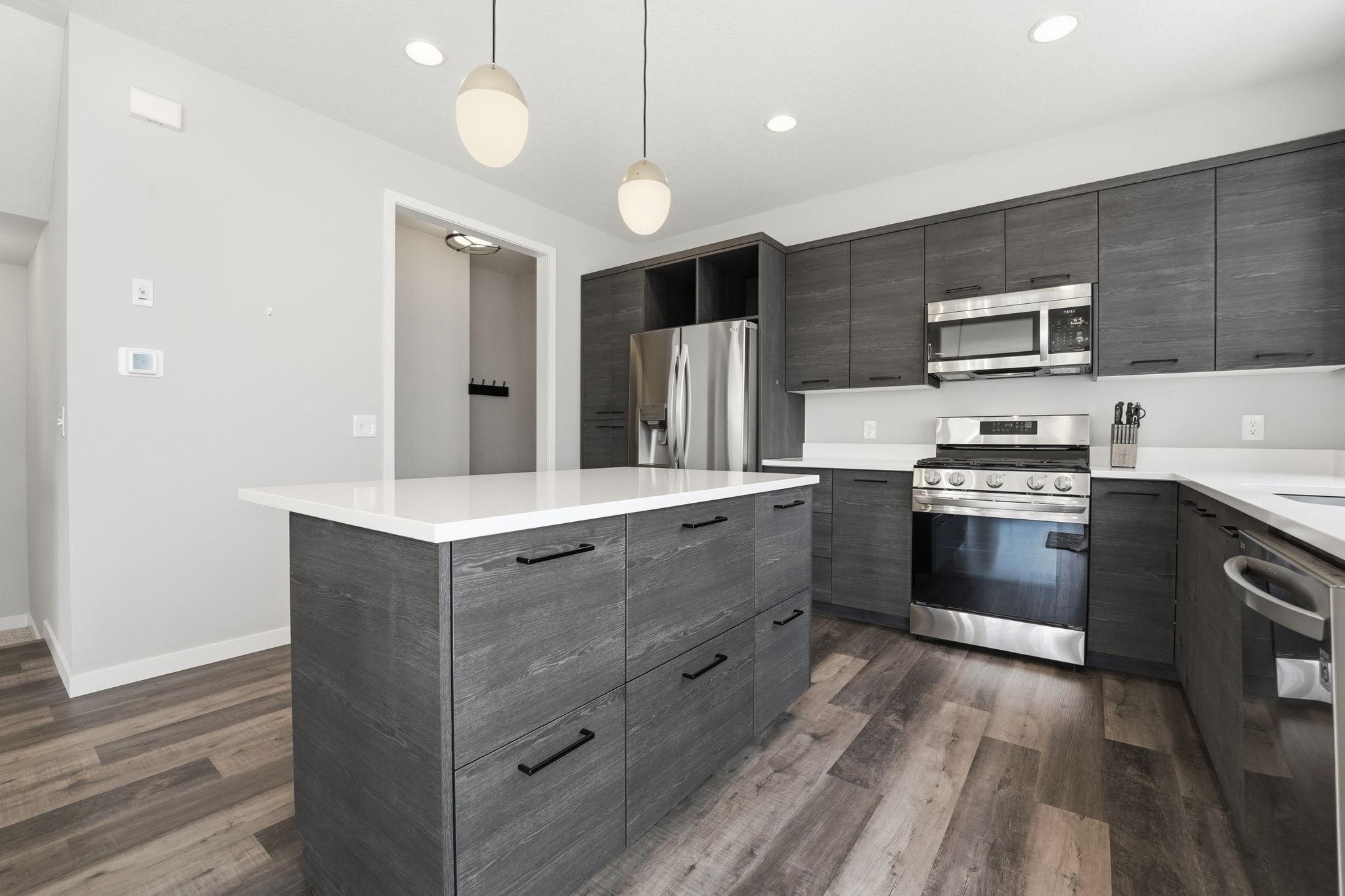 16105 Duvane Way Property Photo 1