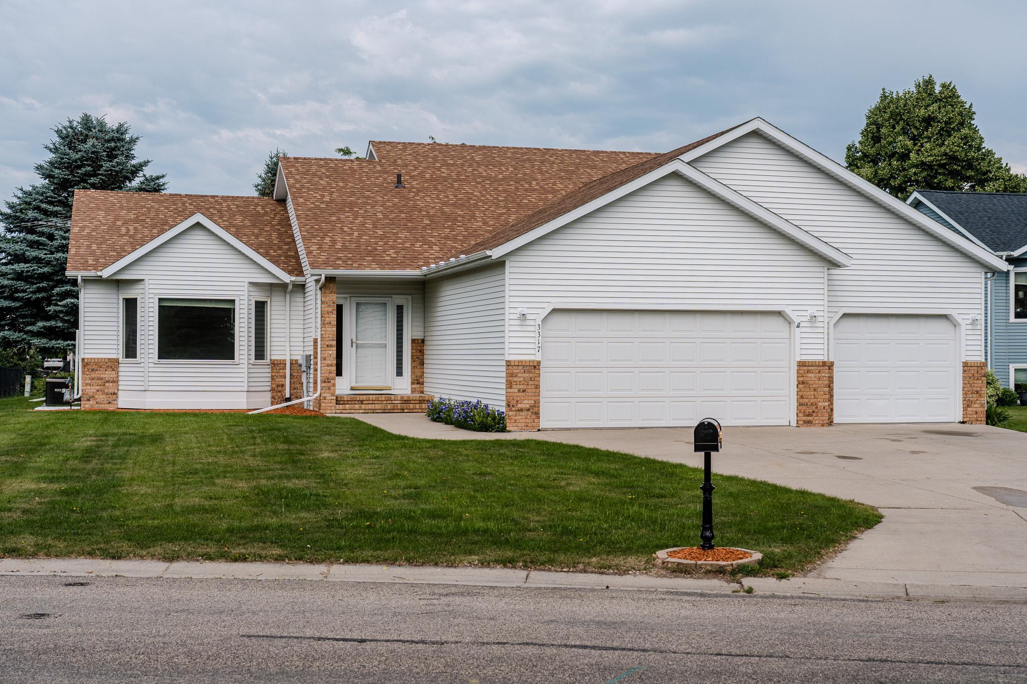 3317 Westmoor Drive Property Photo 1